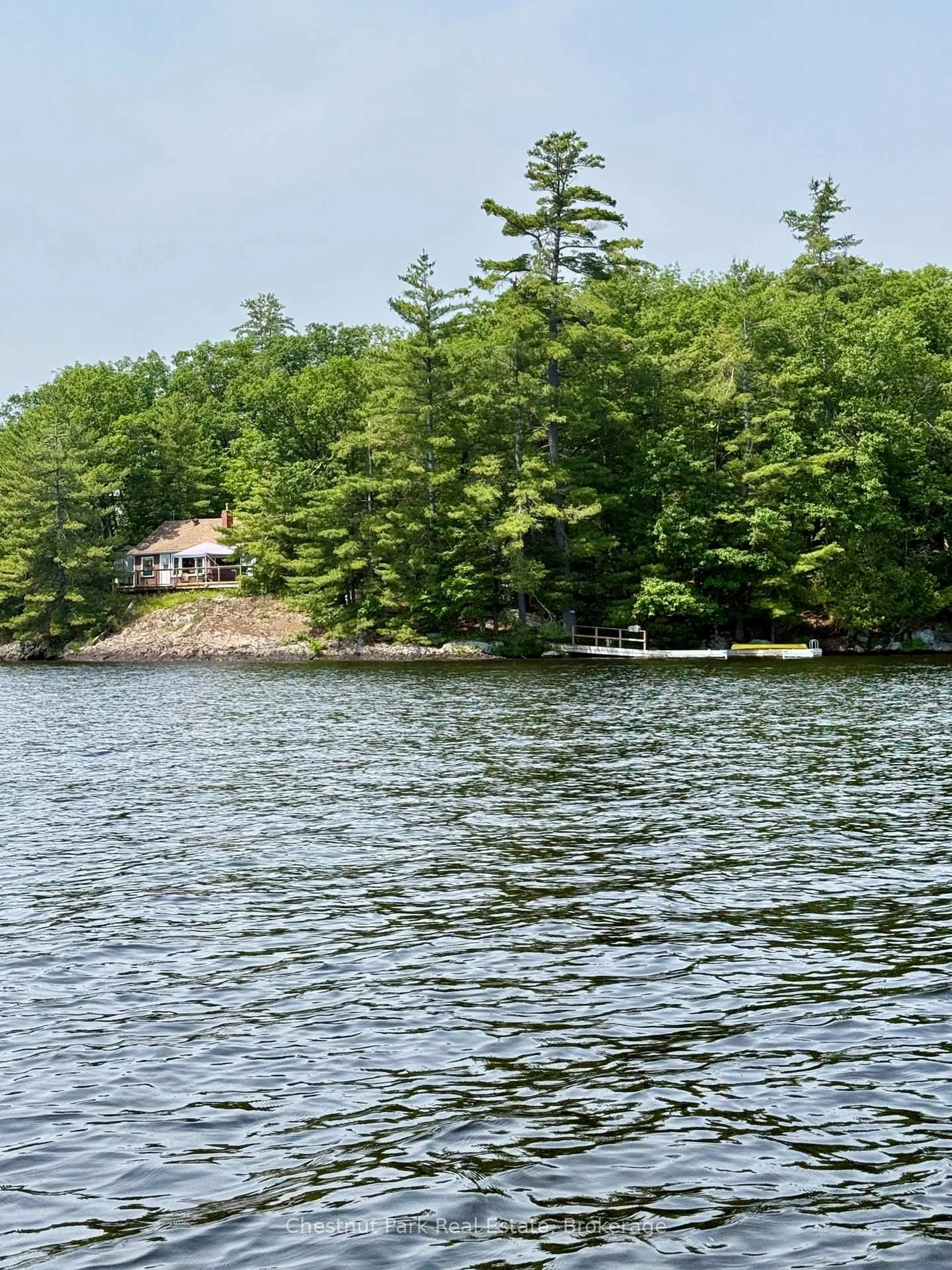 Unknown for 870 Browning Island, Bracebridge Ontario P1L 1X2