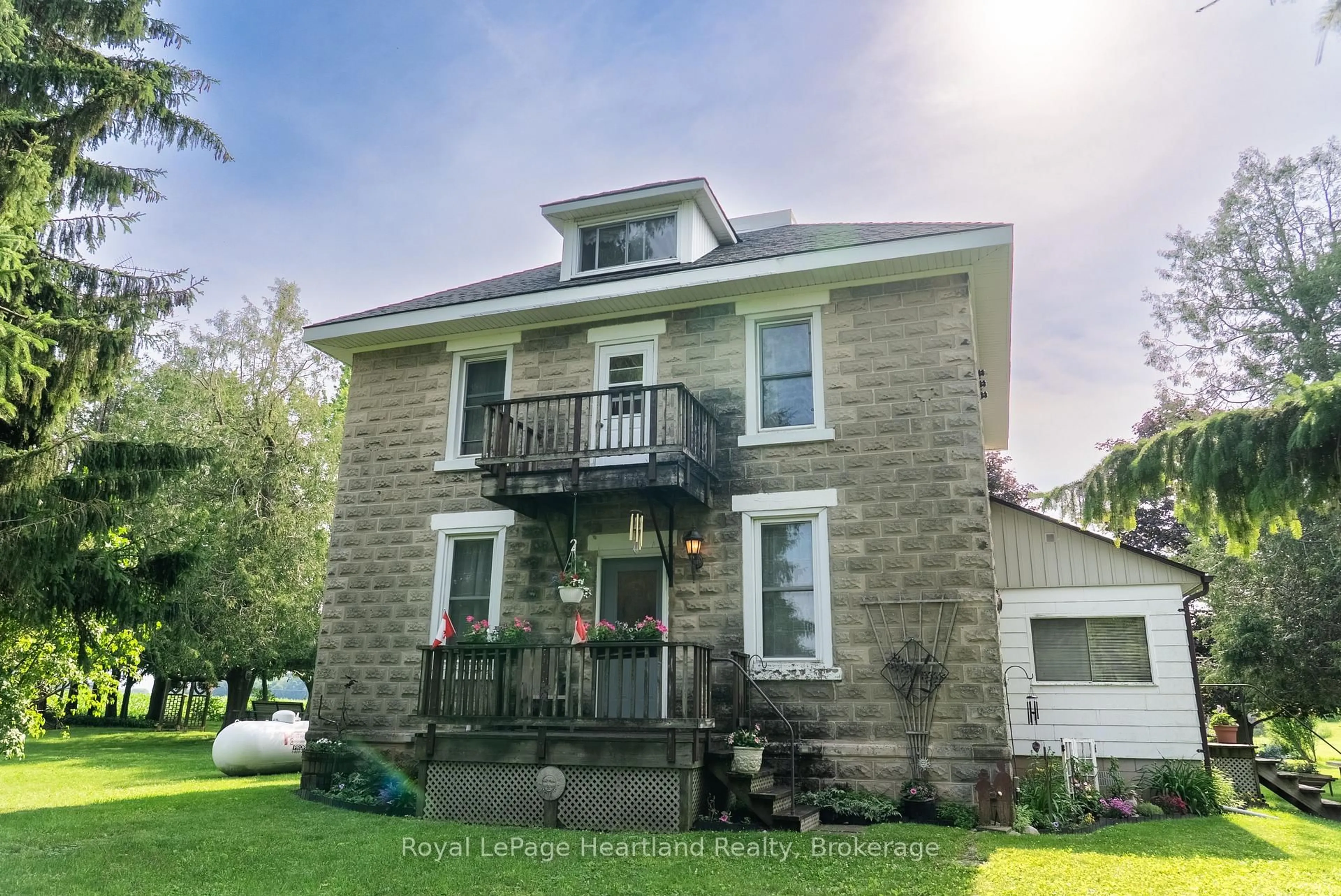 Home with brick exterior material, building for 80498 Stone School Line, Central Huron Ontario N7A 3Y2