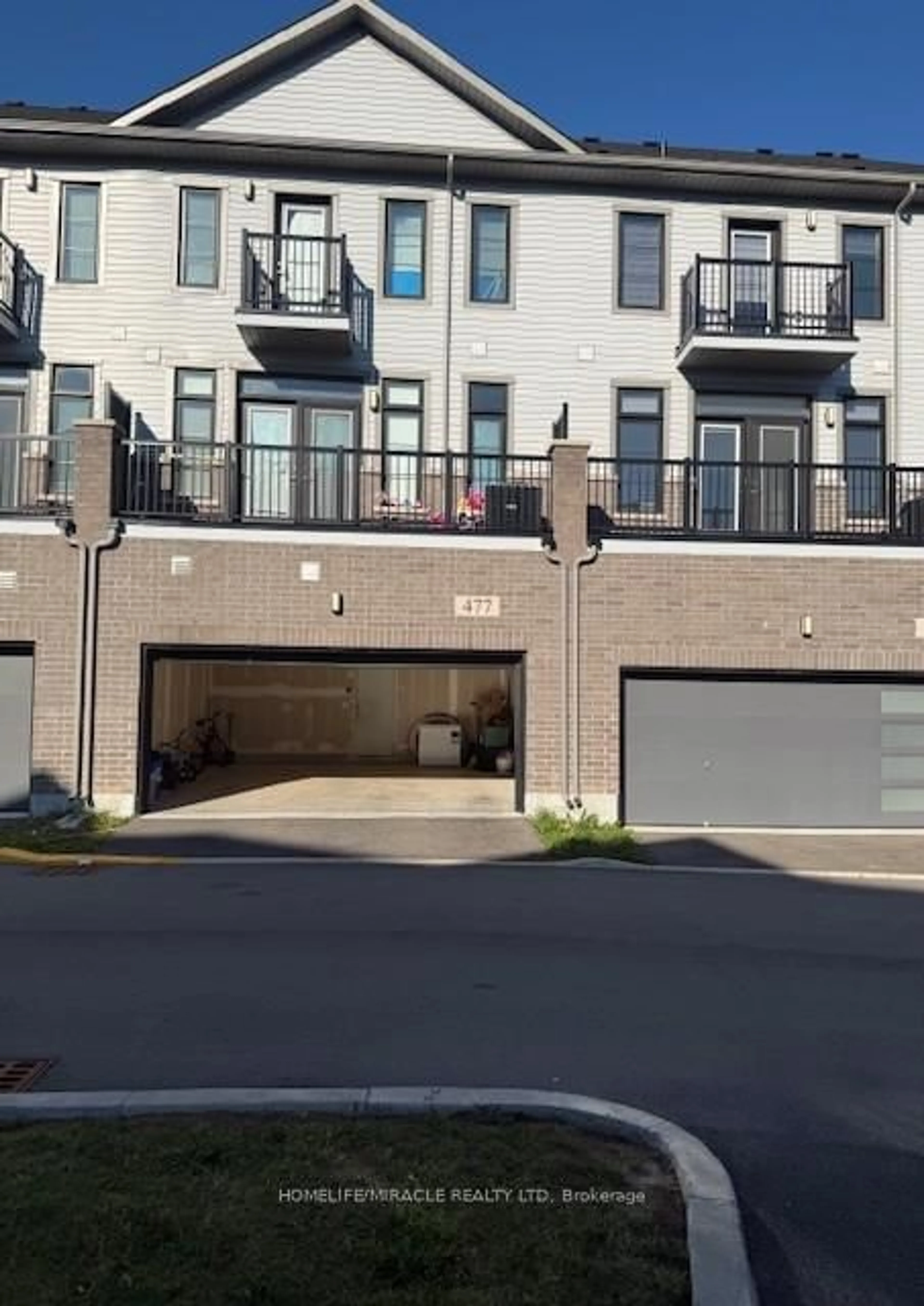 A pic from outside/outdoor area/front of a property/back of a property/a pic from drone, street for 477 Provident Way, Hamilton Ontario L0R 1W0