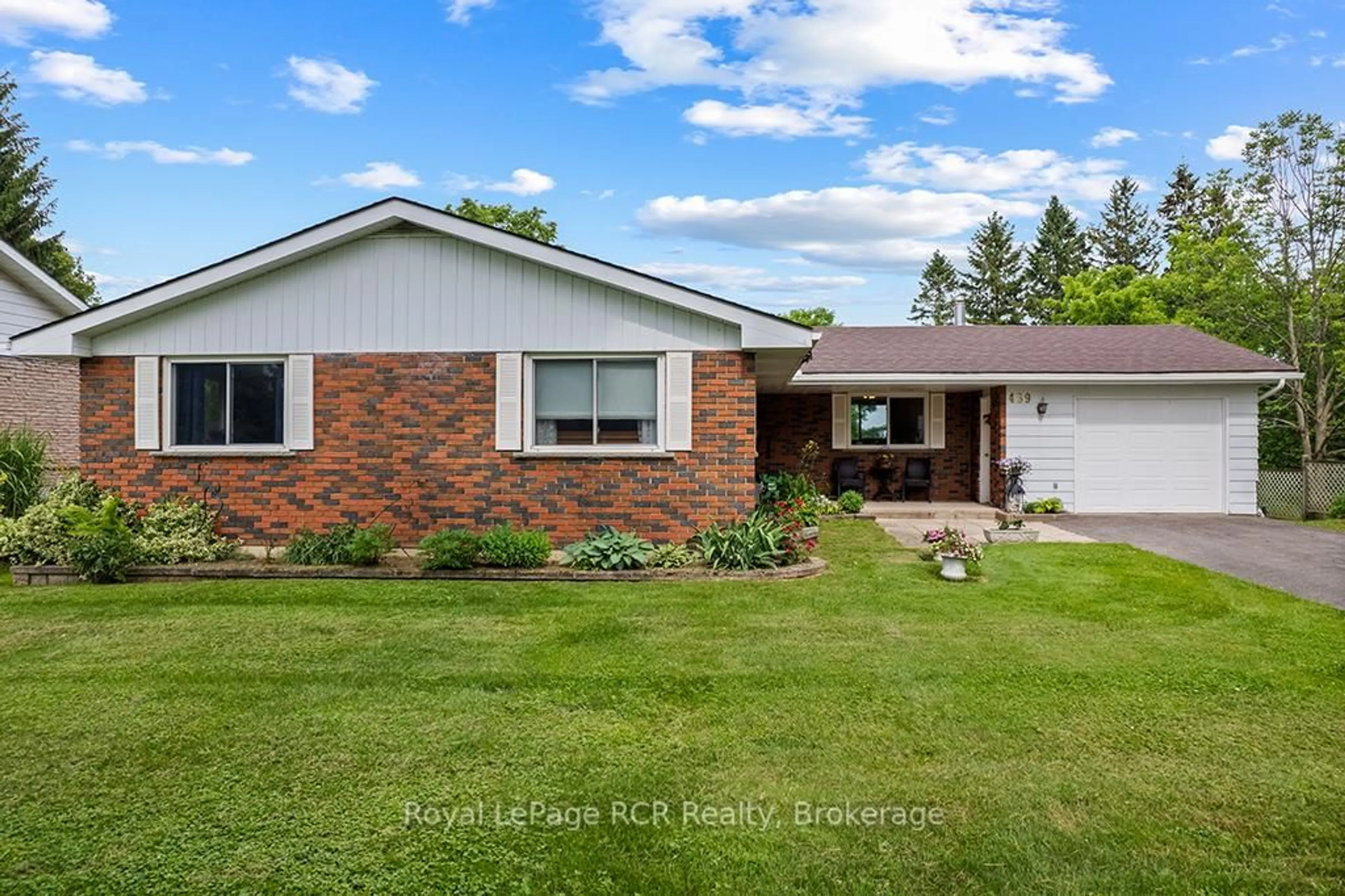 Home with brick exterior material, water/lake/river/ocean view for 489 Ridge Rd, Meaford Ontario N4L 1L8