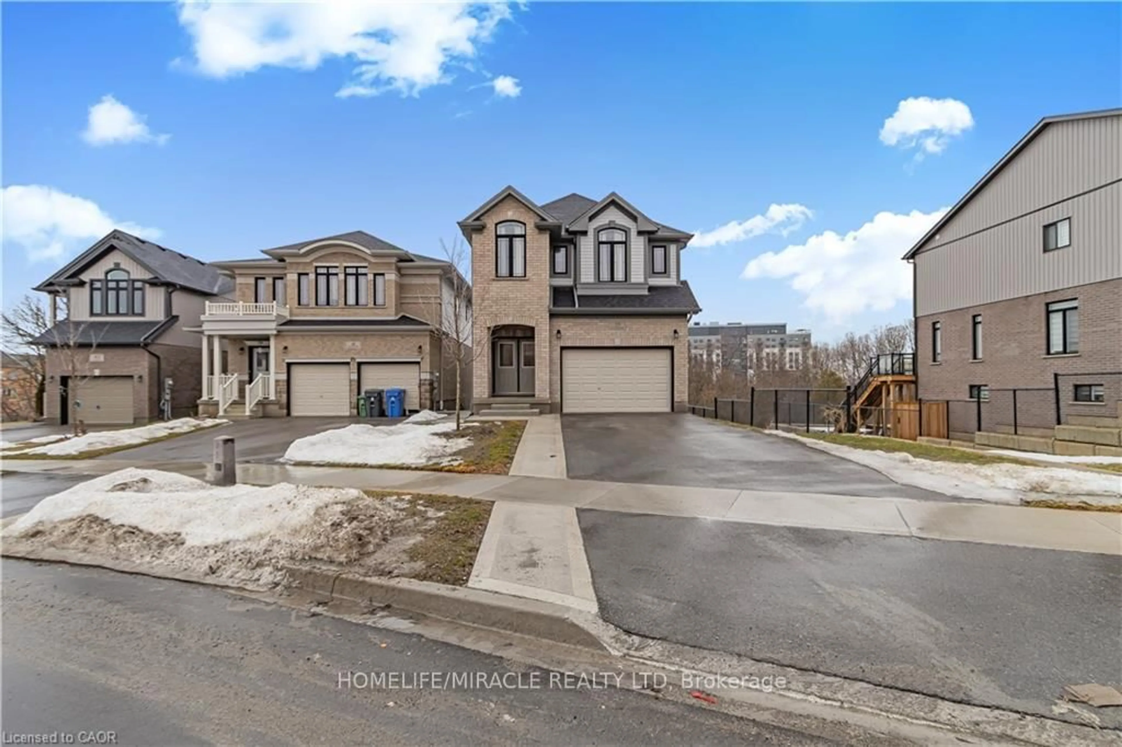 A pic from outside/outdoor area/front of a property/back of a property/a pic from drone, street for 39 Everton Dr, Guelph Ontario N1E 0R9