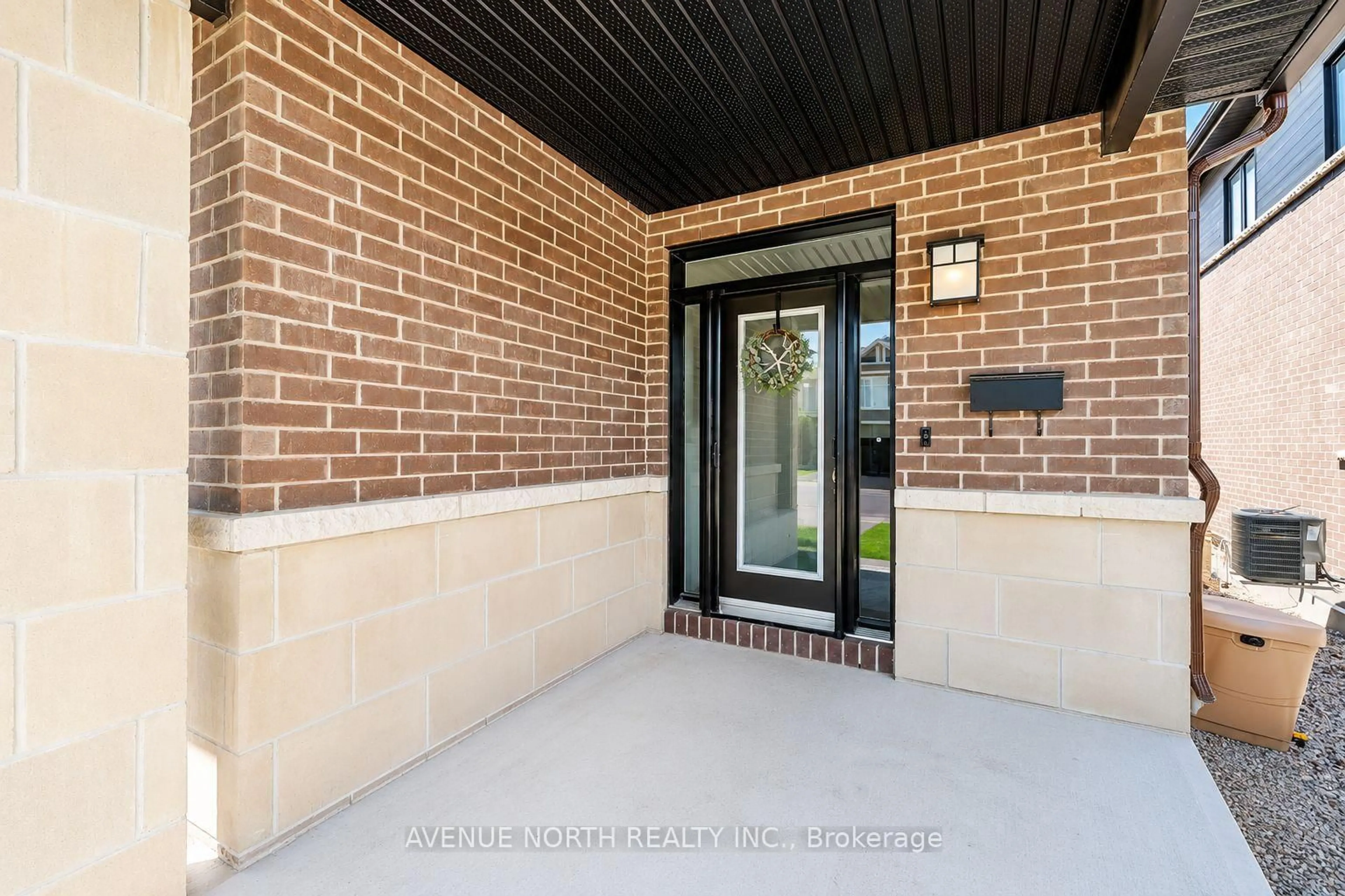 Unknown for 323 Lysander Pl, Ottawa Ontario K1K 3X8