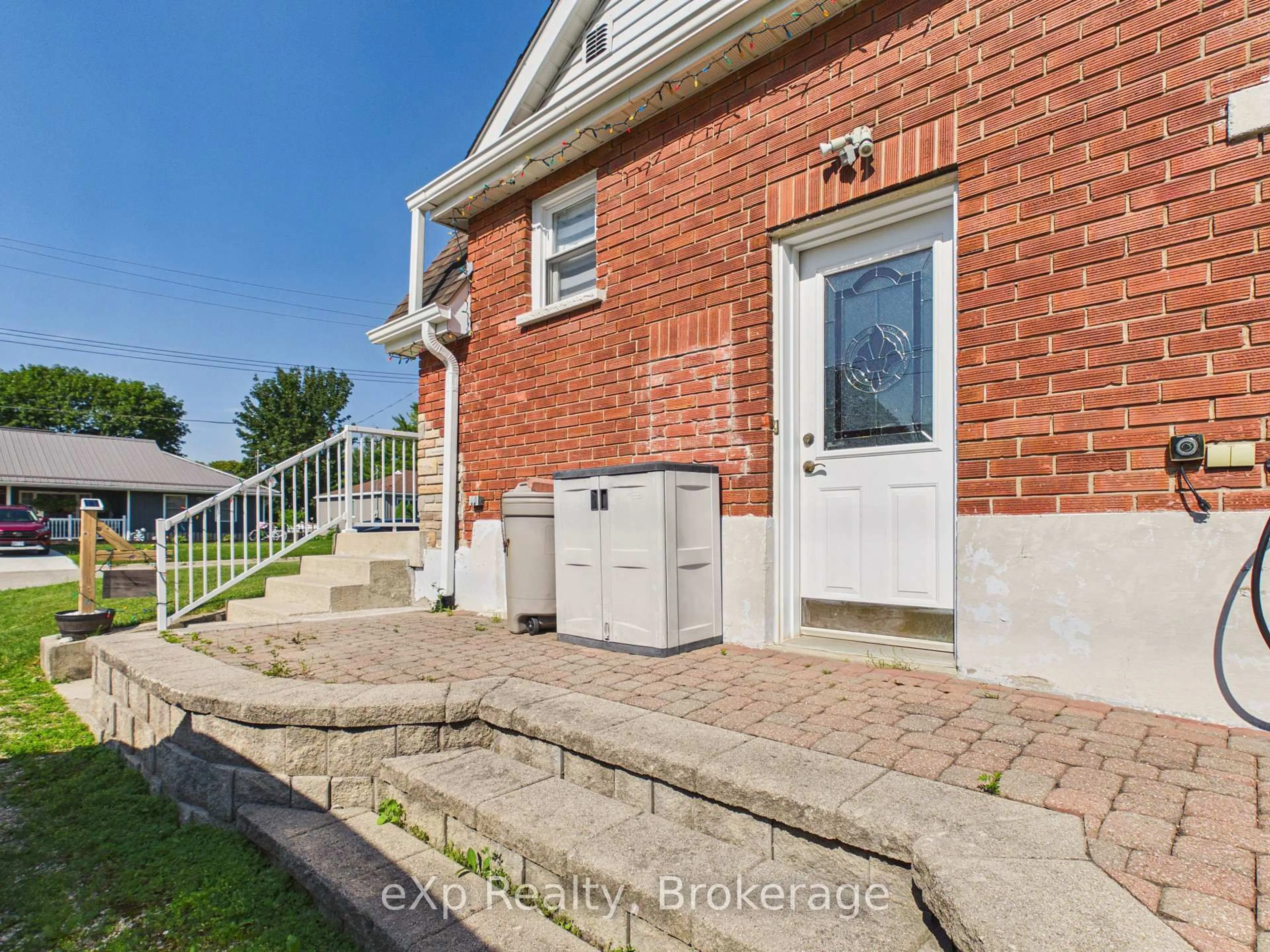 Home with brick exterior material, street for 401 Prince St, Brockton Ontario N0G 2V0