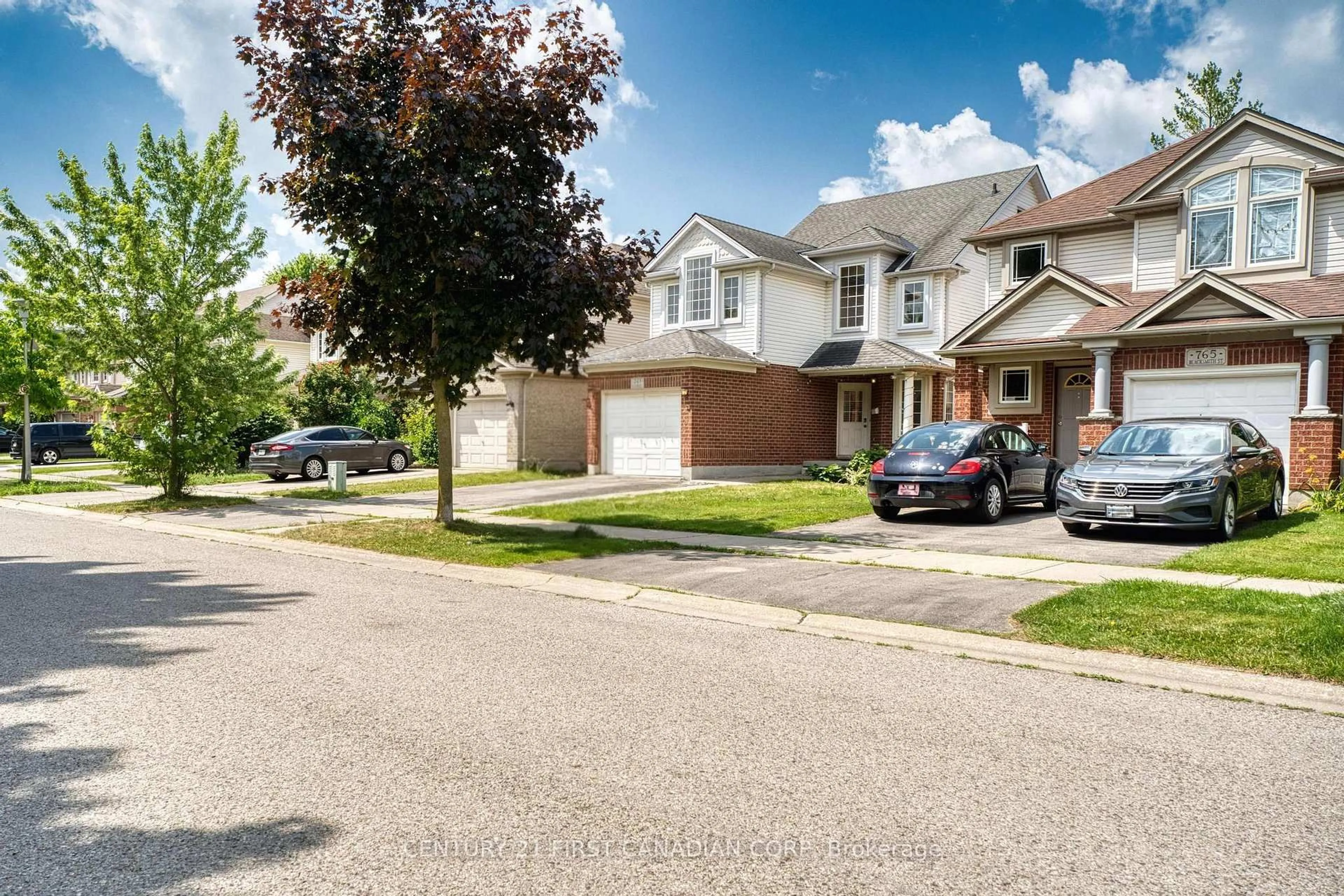 A pic from outside/outdoor area/front of a property/back of a property/a pic from drone, street for 761 BLACKSMITH St, London North Ontario N6H 5R9