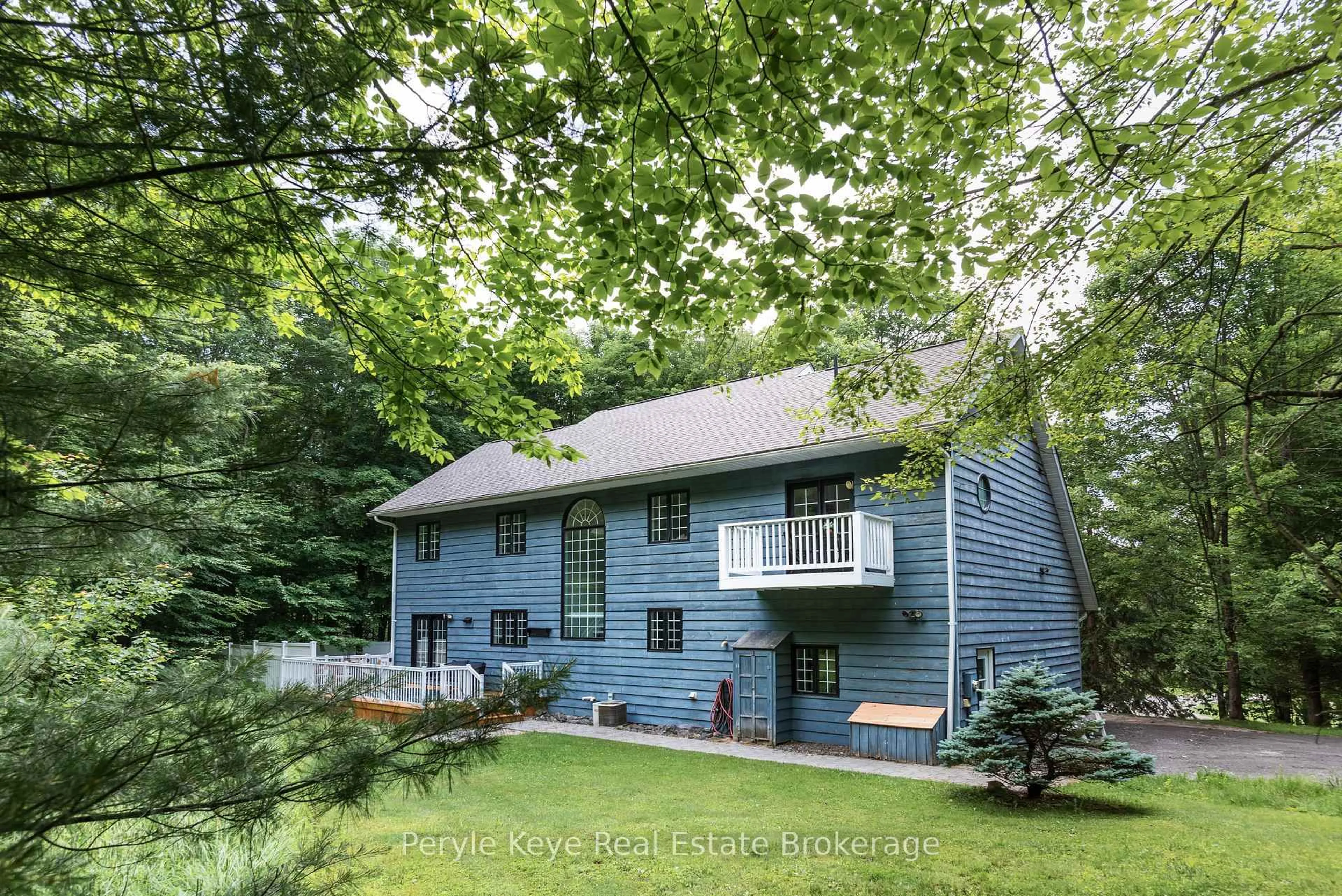 Unknown for 125 Clarke Cres, Huntsville Ontario P0B 1L0