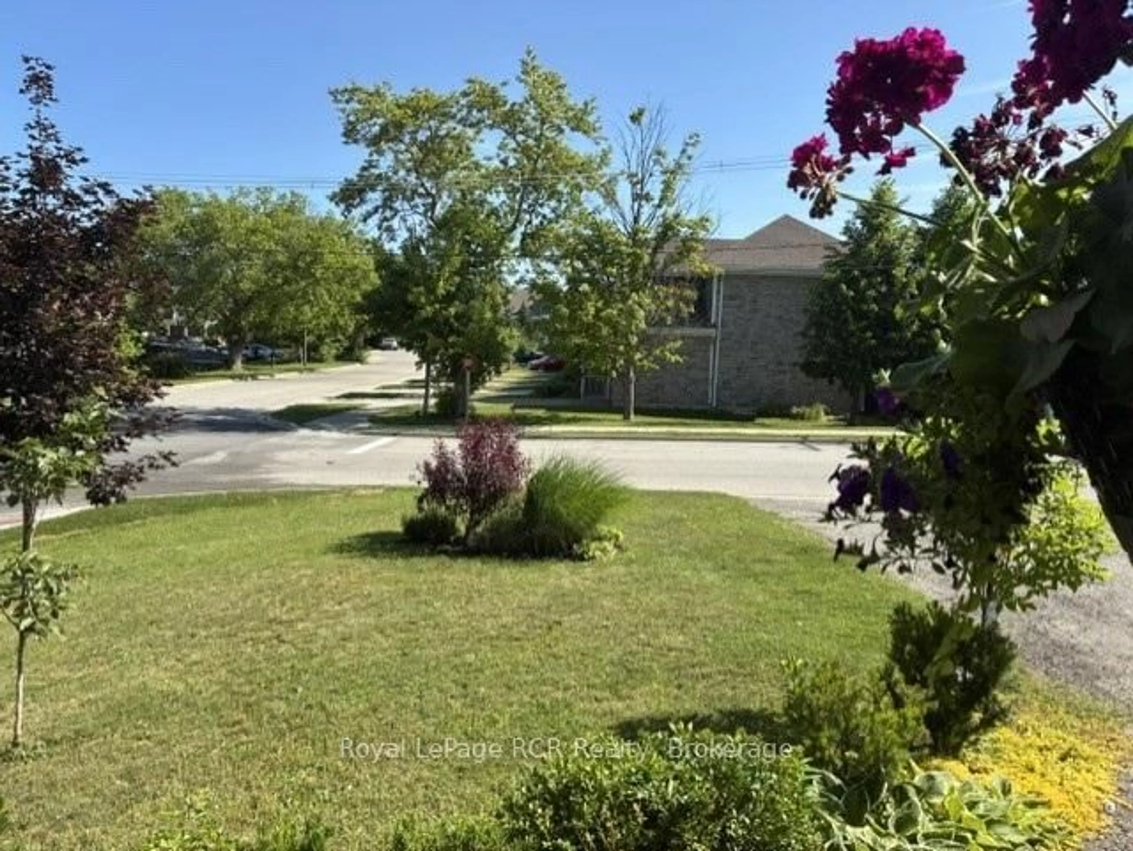 A pic from outside/outdoor area/front of a property/back of a property/a pic from drone, street for 724 Elgin St, Saugeen Shores Ontario N0H 2C0