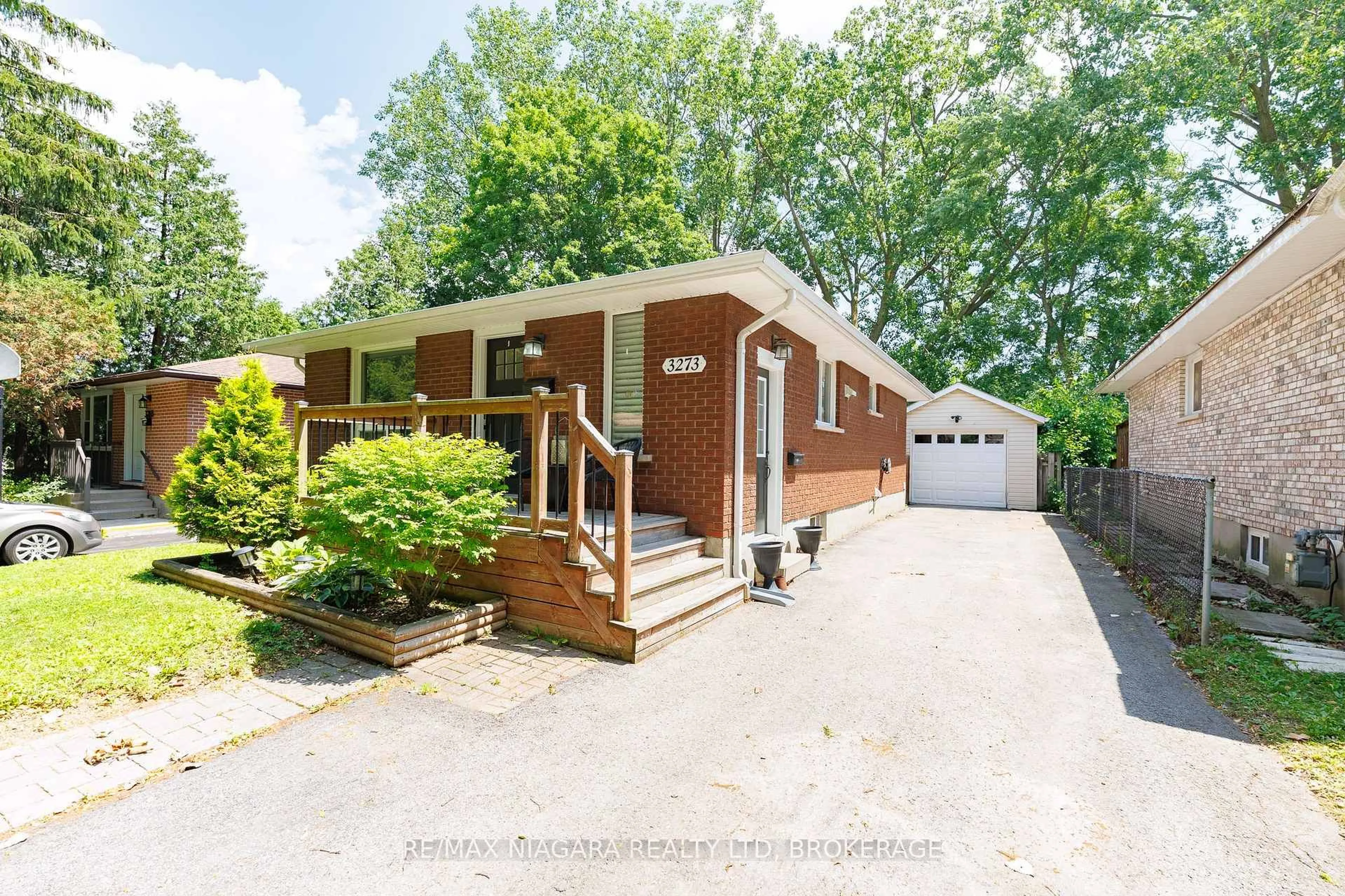 Unknown for 3273 Addison Ave, Niagara Falls Ontario L2J 3K6