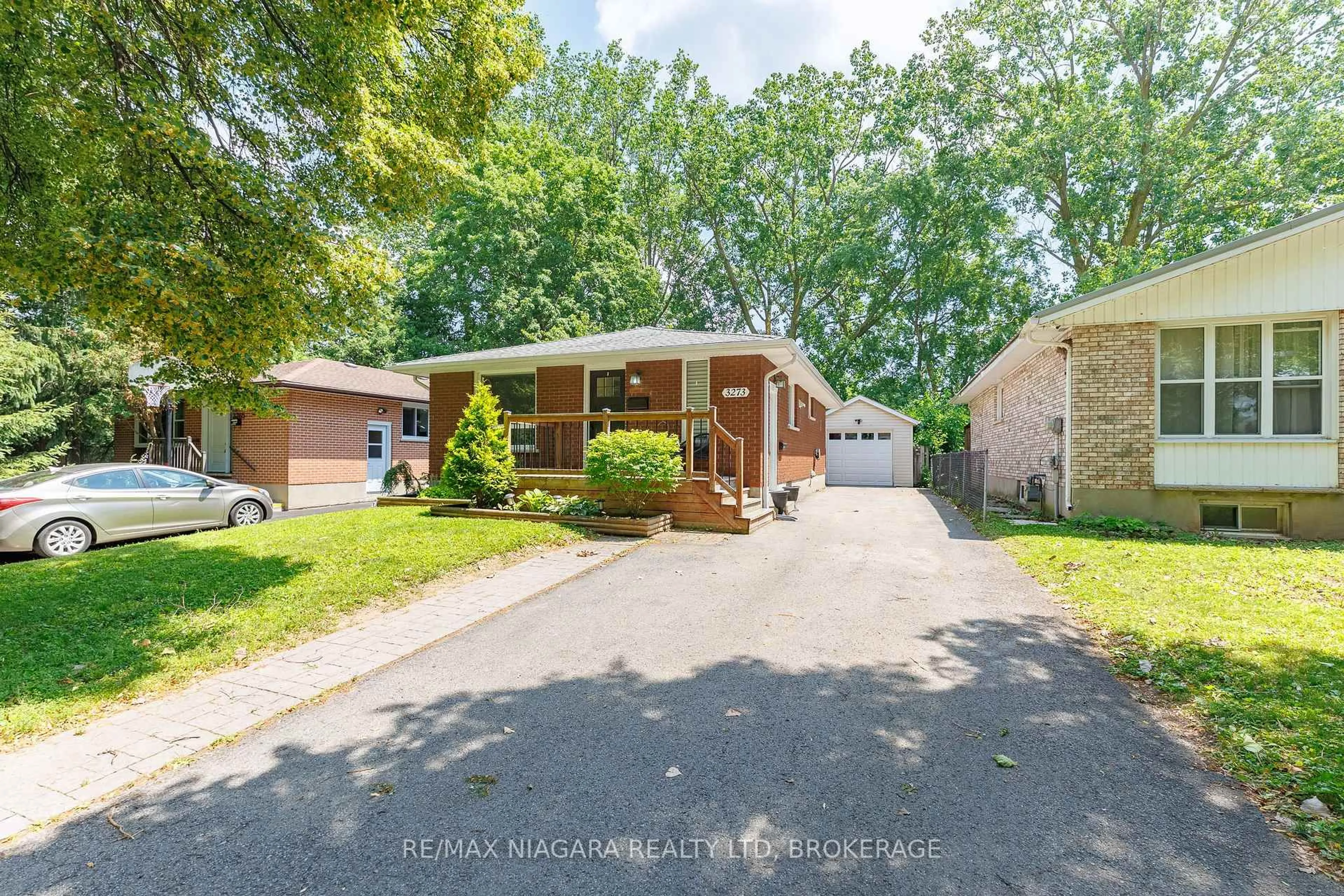 Unknown for 3273 Addison Ave, Niagara Falls Ontario L2J 3K6