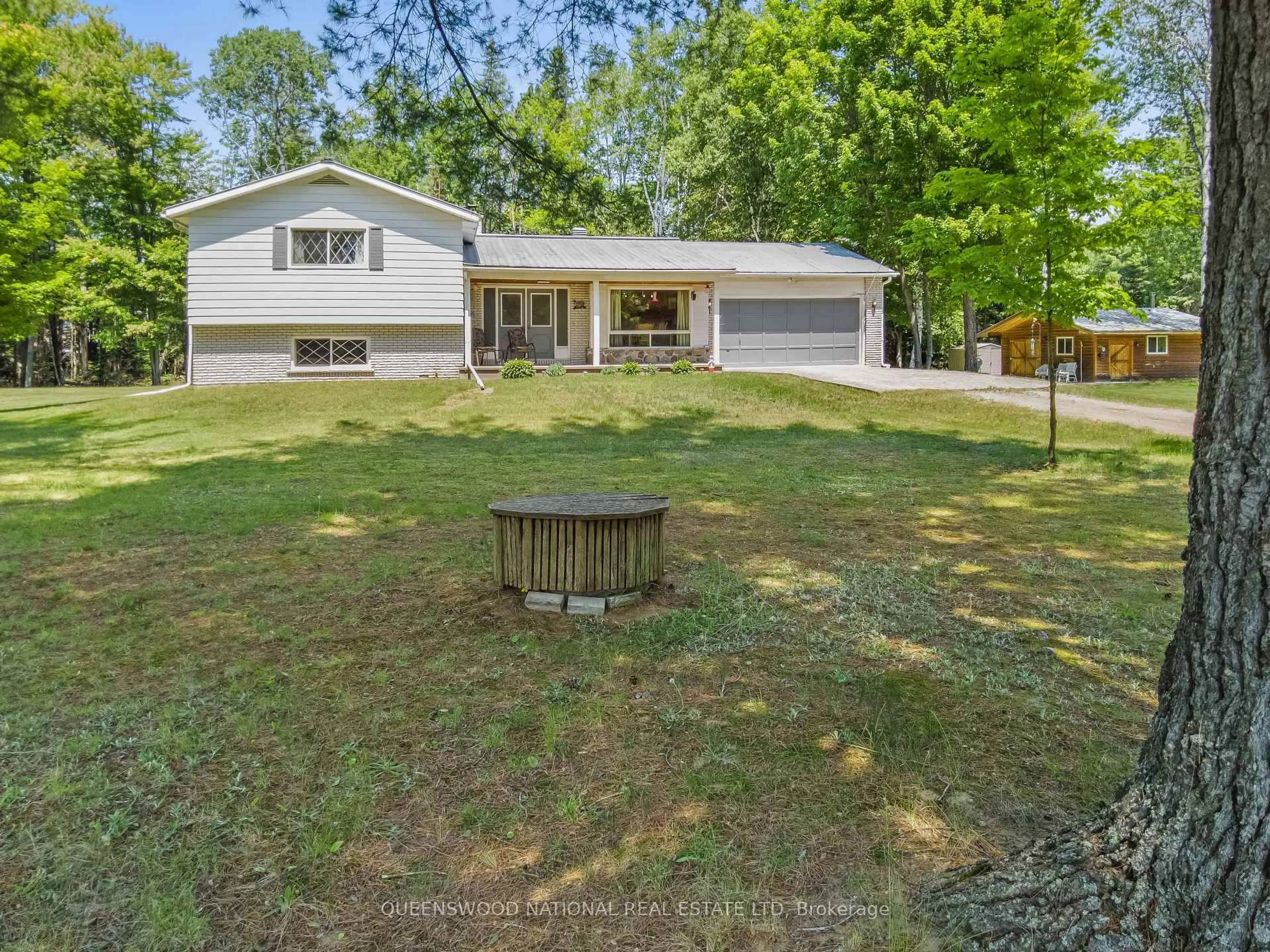 A pic from outside/outdoor area/front of a property/back of a property/a pic from drone, unknown for 4928 +4924 Palmer Rd, Palmer Rapids Ontario K0J 2E0