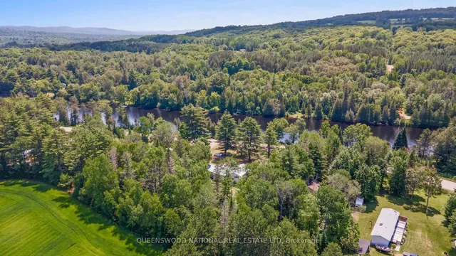 4928 +4924 Palmer Rd, Palmer Rapids 5