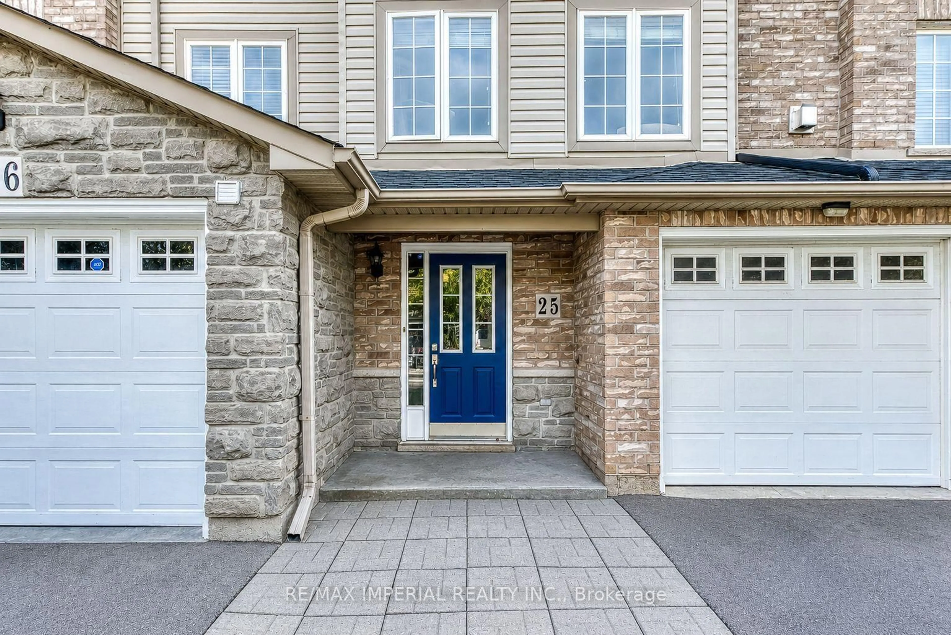 Unknown for 7 Southside Pl #25, Hamilton Ontario L9C 7W6