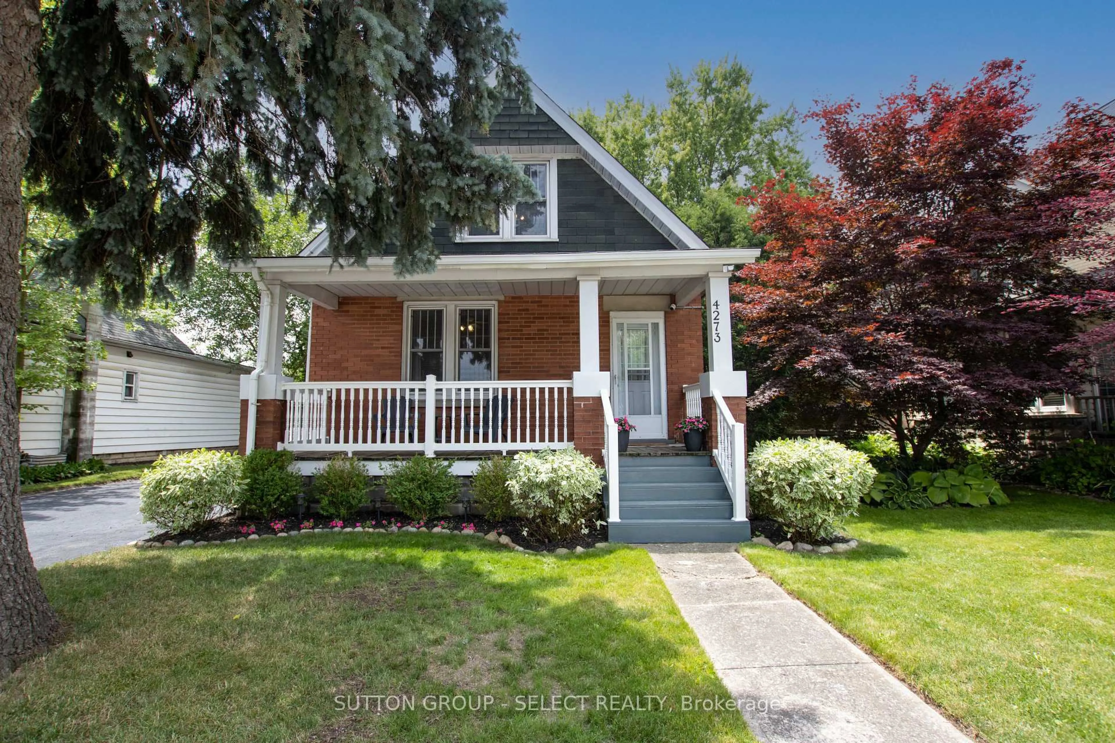 Home with vinyl exterior material, street for 4273 Colonel Talbot Rd, London South Ontario N6P 1A2