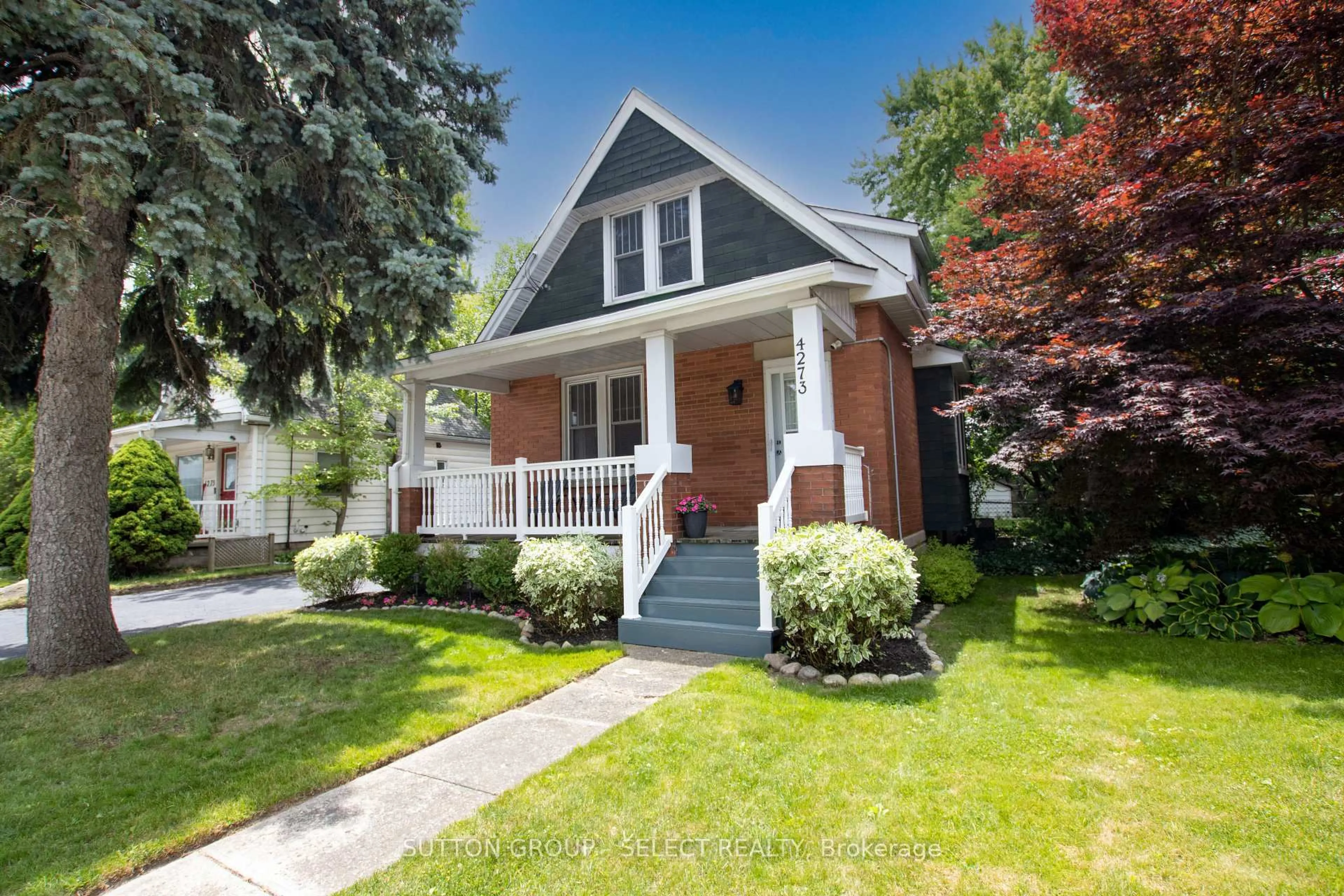 Home with vinyl exterior material, street for 4273 Colonel Talbot Rd, London South Ontario N6P 1A2