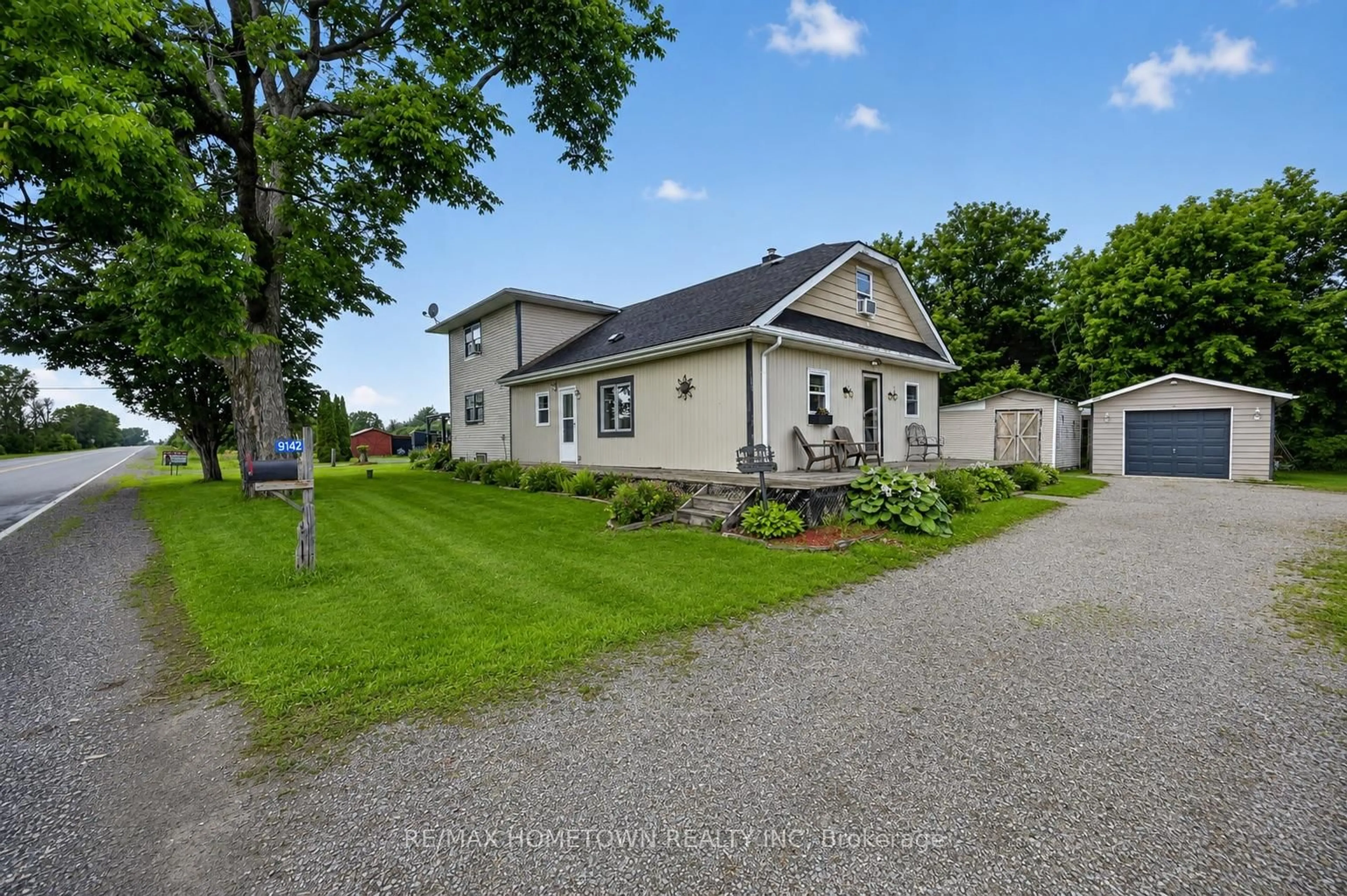 A pic from outside/outdoor area/front of a property/back of a property/a pic from drone, street for 9142 County Rd 6 Rd, Augusta Ontario K0G 1R0