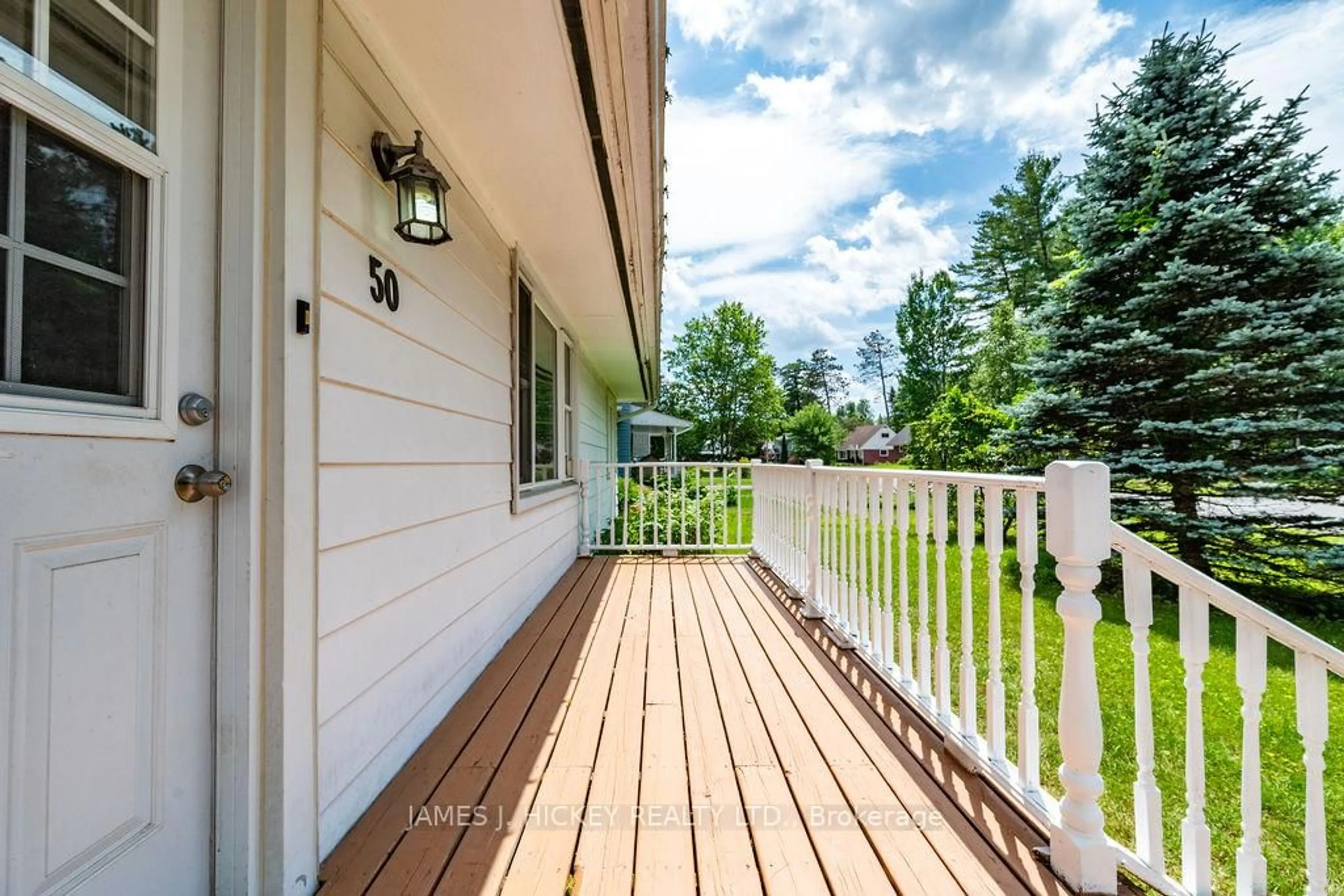 Patio, unknown for 50 Rutherford Ave, Deep River Ontario K0J 1P0