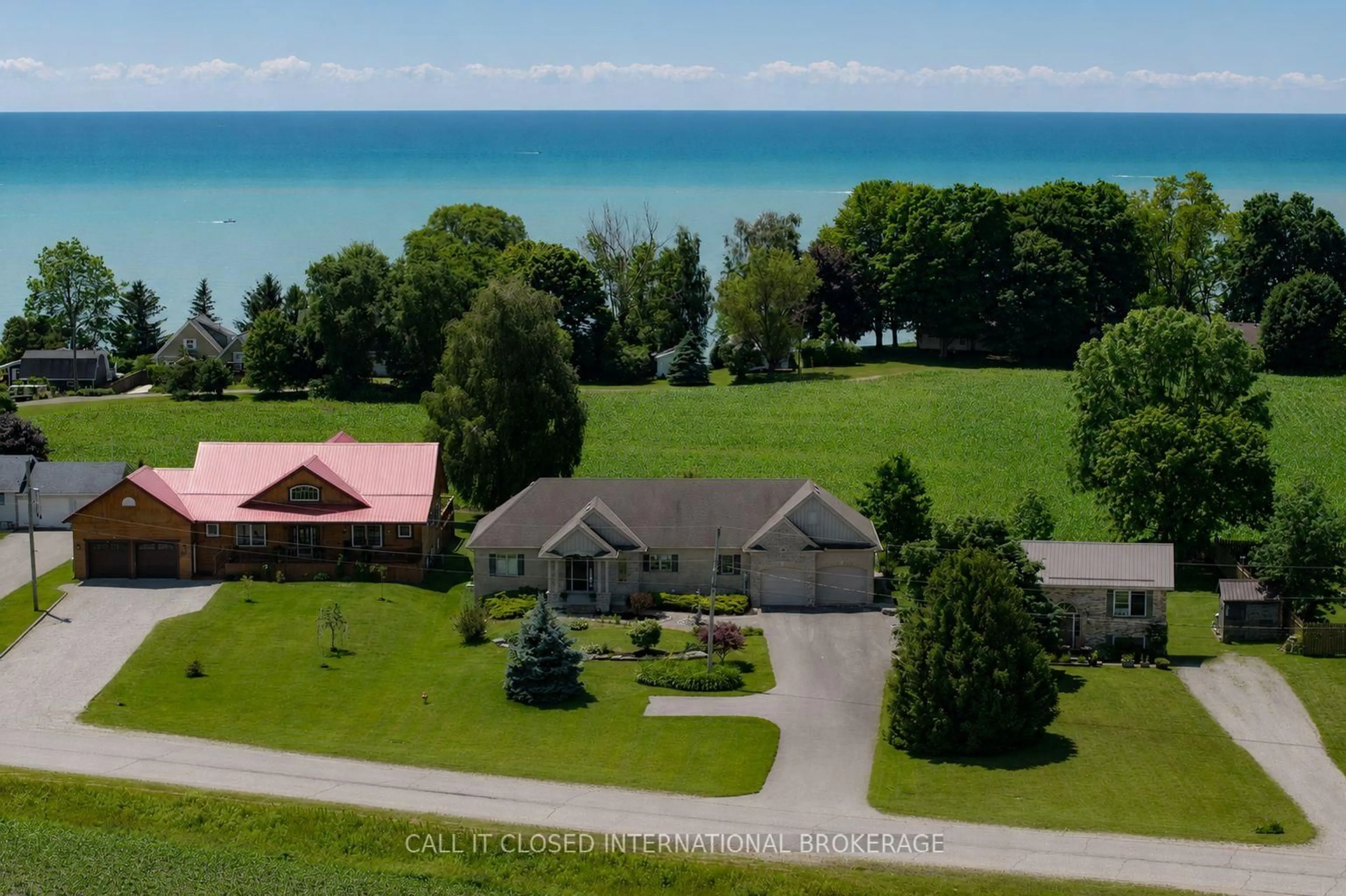 A pic from outside/outdoor area/front of a property/back of a property/a pic from drone, water/lake/river/ocean view for 54 Wellington St, Bayham Ontario N0J 1T0