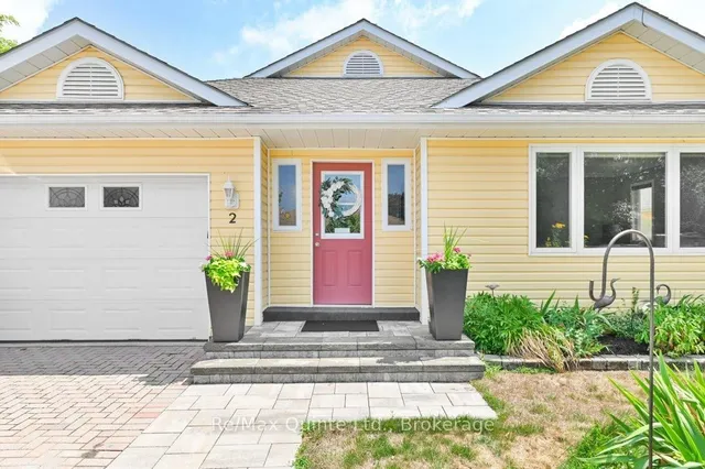 2 Heritage Dr, Prince Edward County 2