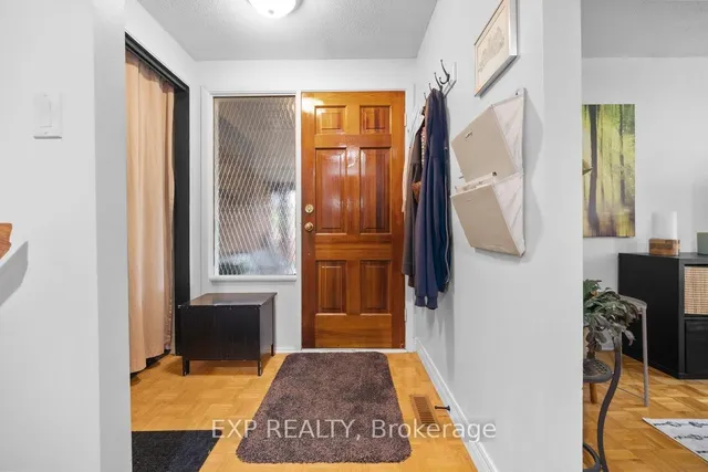 396 Hatfield Cres, Orleans 3