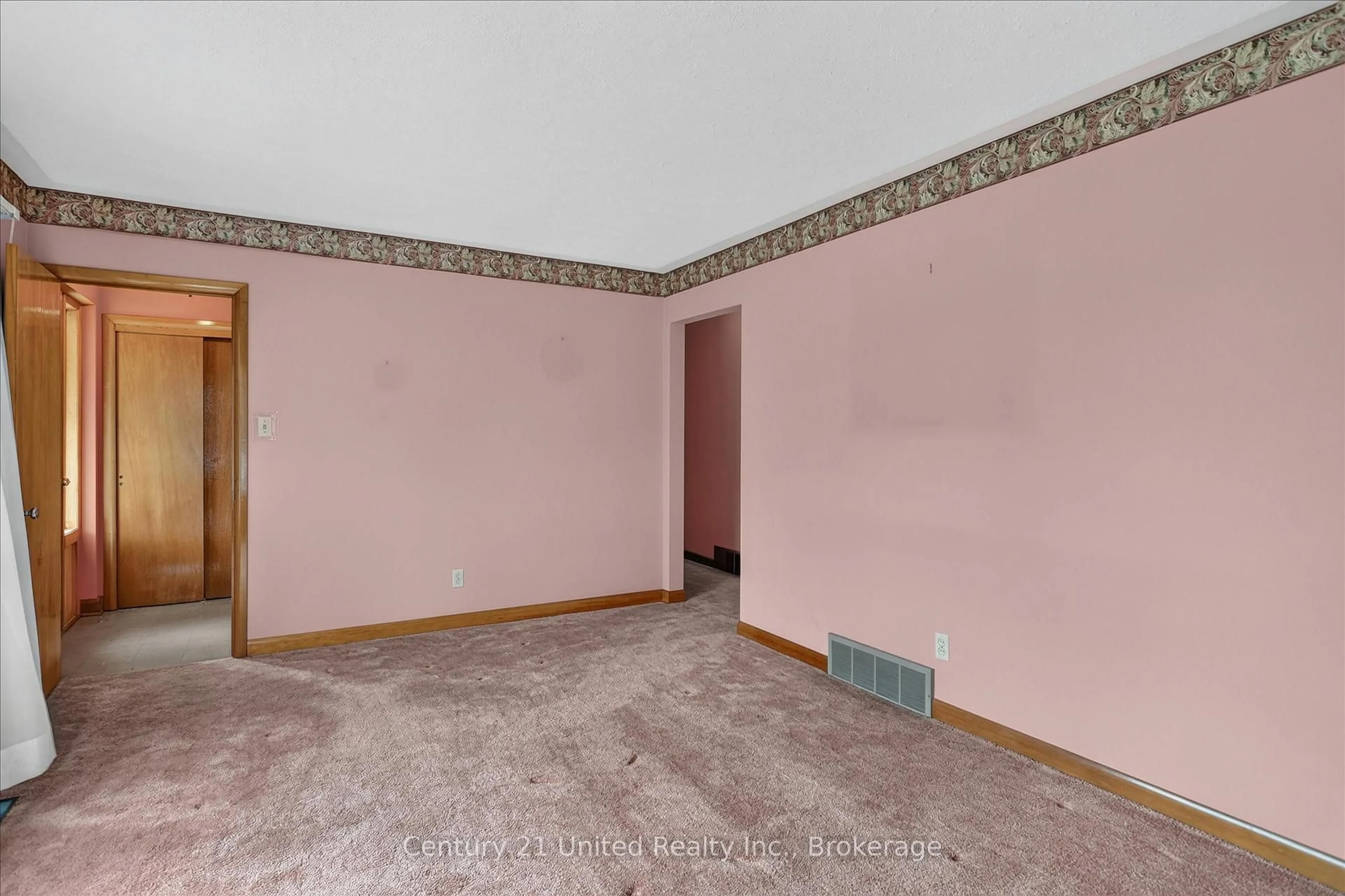 A pic of a room for 1031 Oriole Dr, Peterborough Ontario K9H 6K8