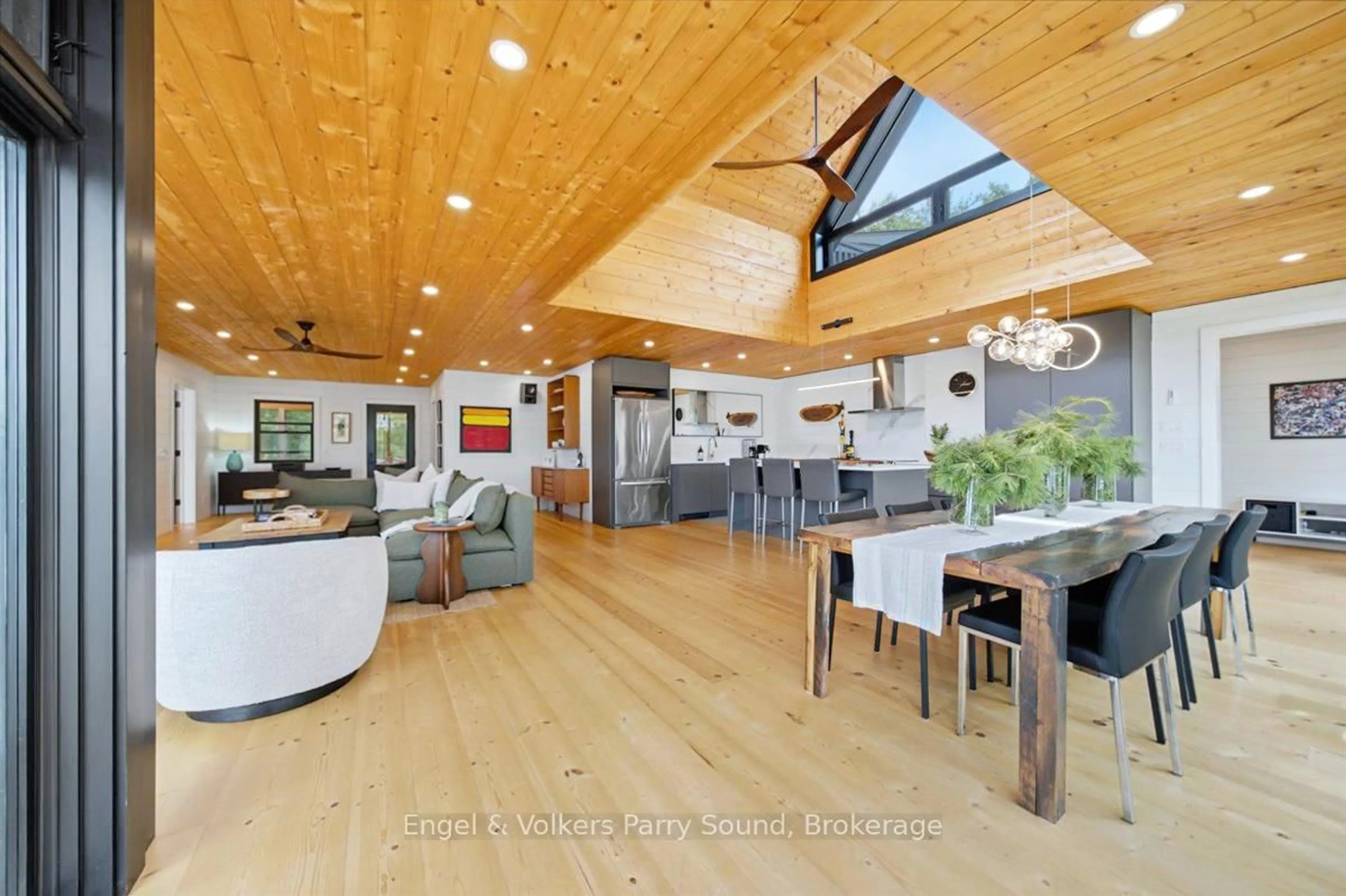 Open concept kitchen, wood/laminate floor for 8 Island 65c (Rose Island), Carling Ontario P0G 1G0