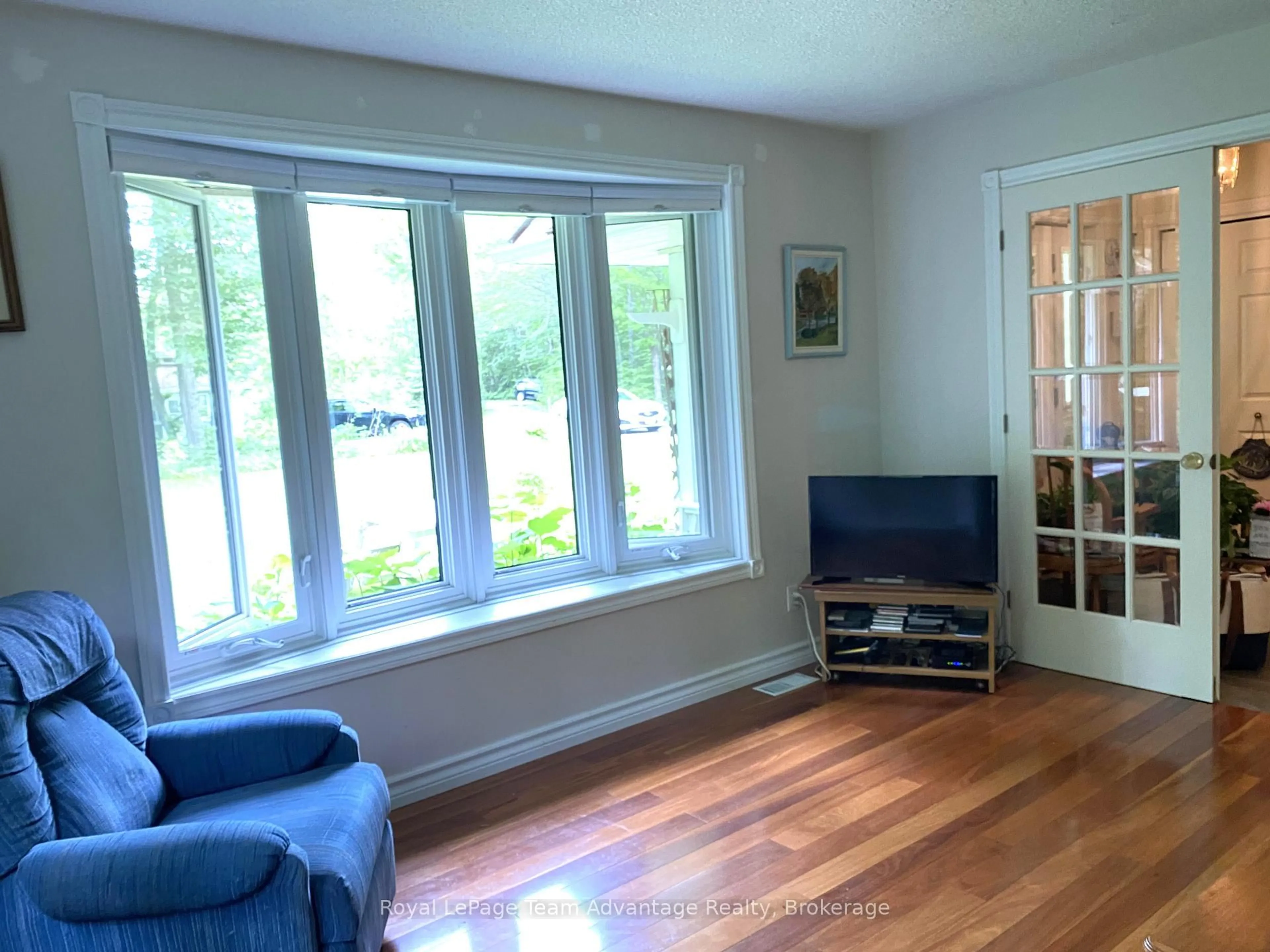 Living room with furniture, unknown for 120 Rankin Lake Rd, Seguin Ontario P2A 0B2