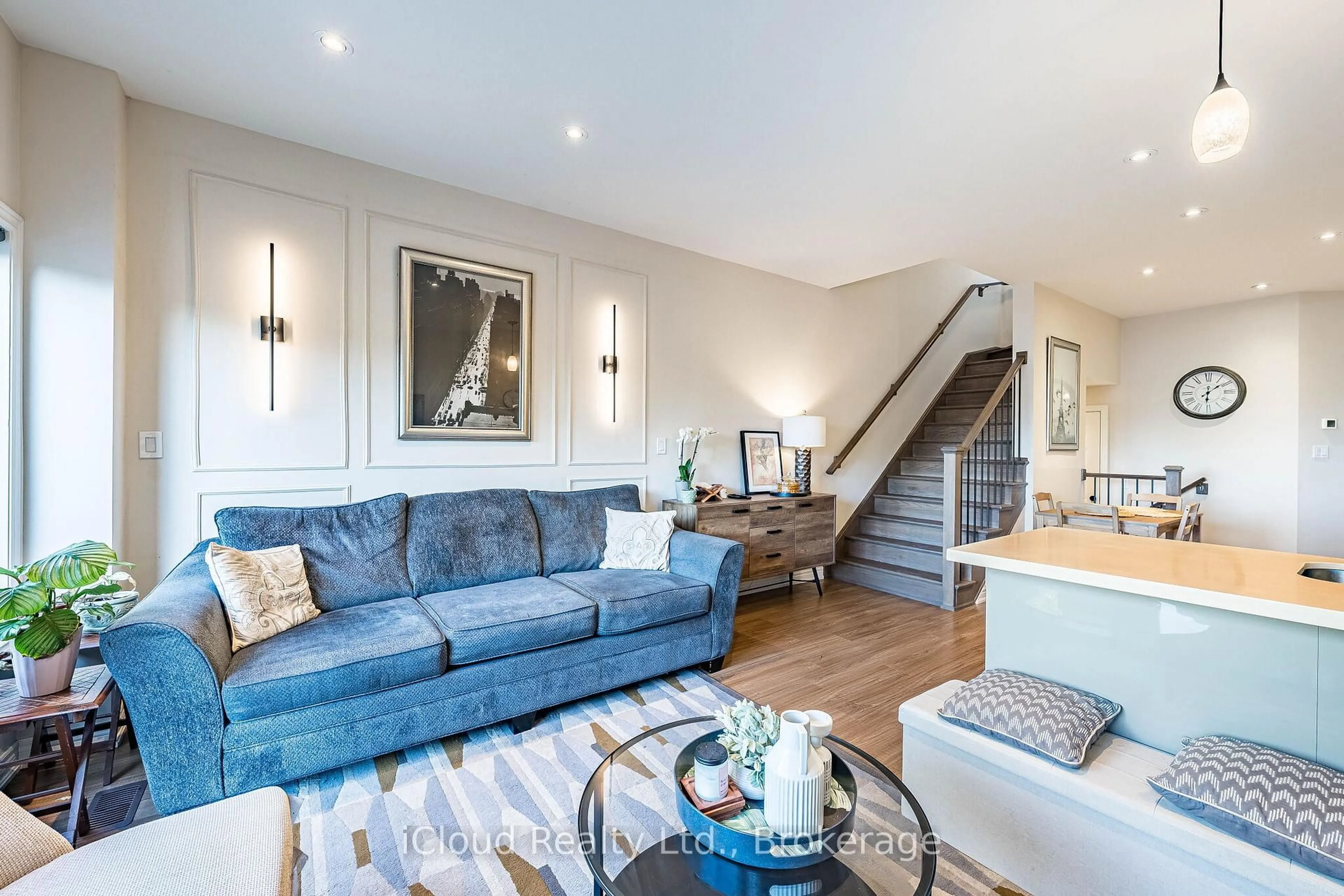 Living room with furniture, unknown for 235 Mead Ave, Hamilton Ontario L8H 3V6