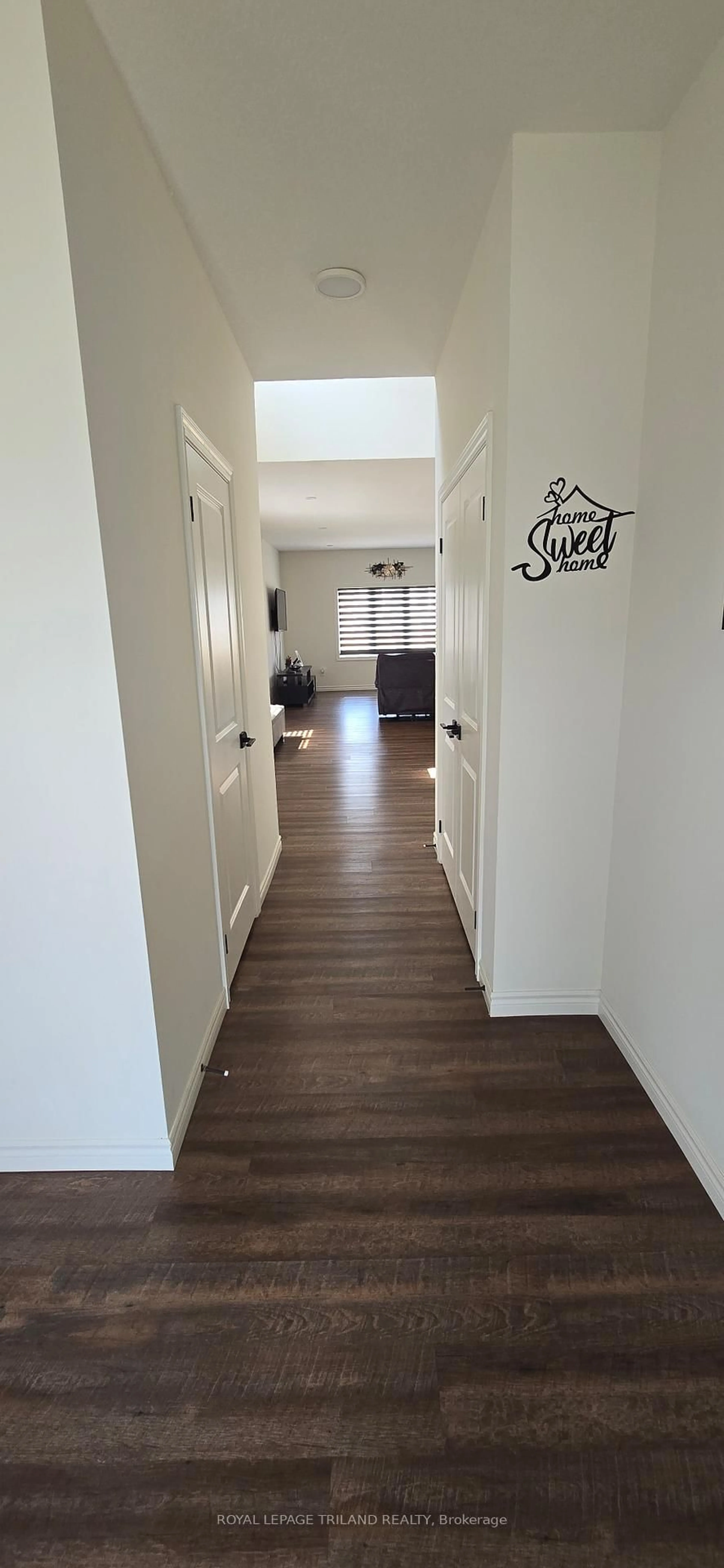 Indoor entryway for 235 Byers St, London South Ontario N6L 0J2