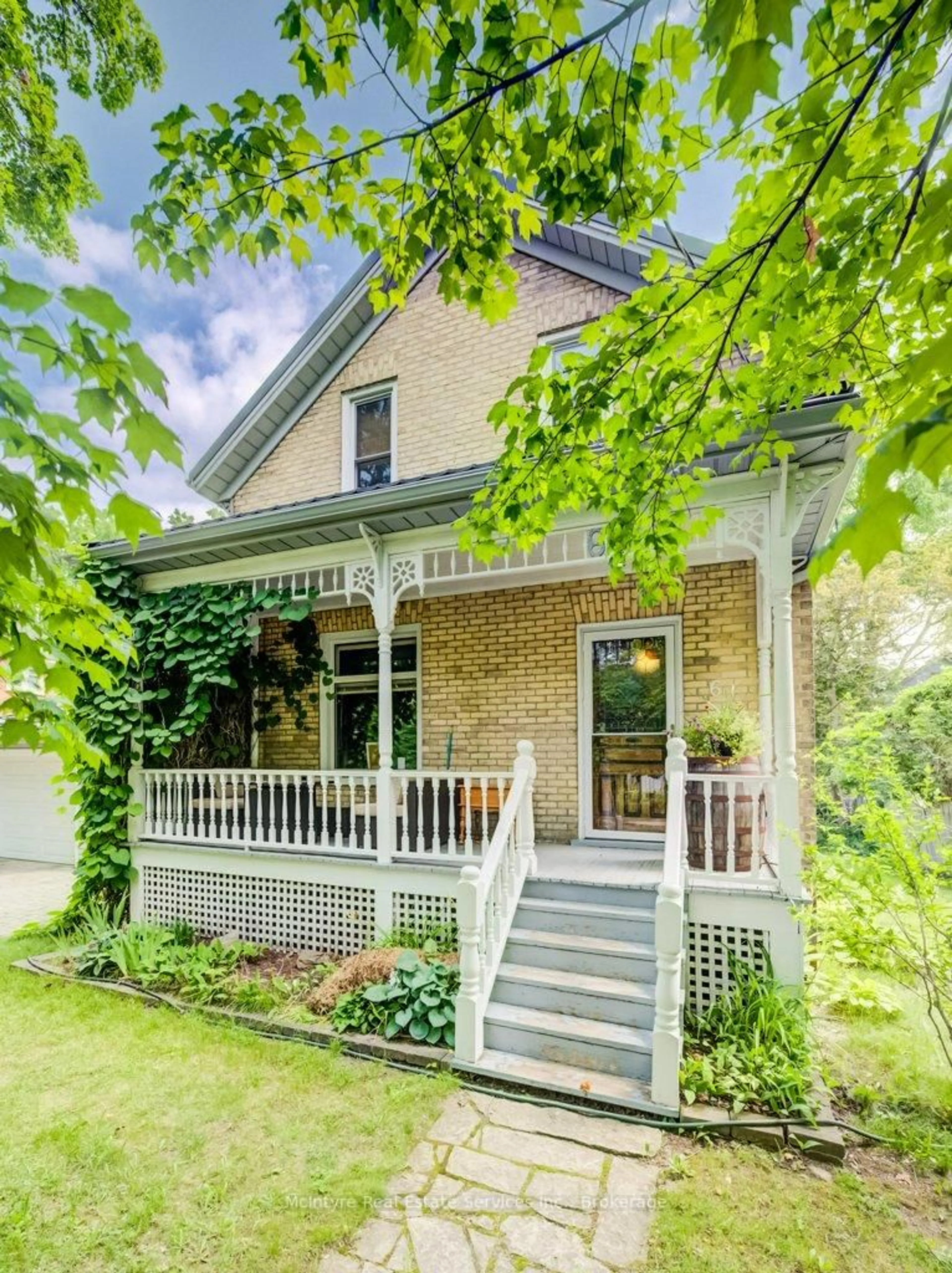 Home with brick exterior material, street for 6 Tweed St, Waterloo Ontario N2J 3E2