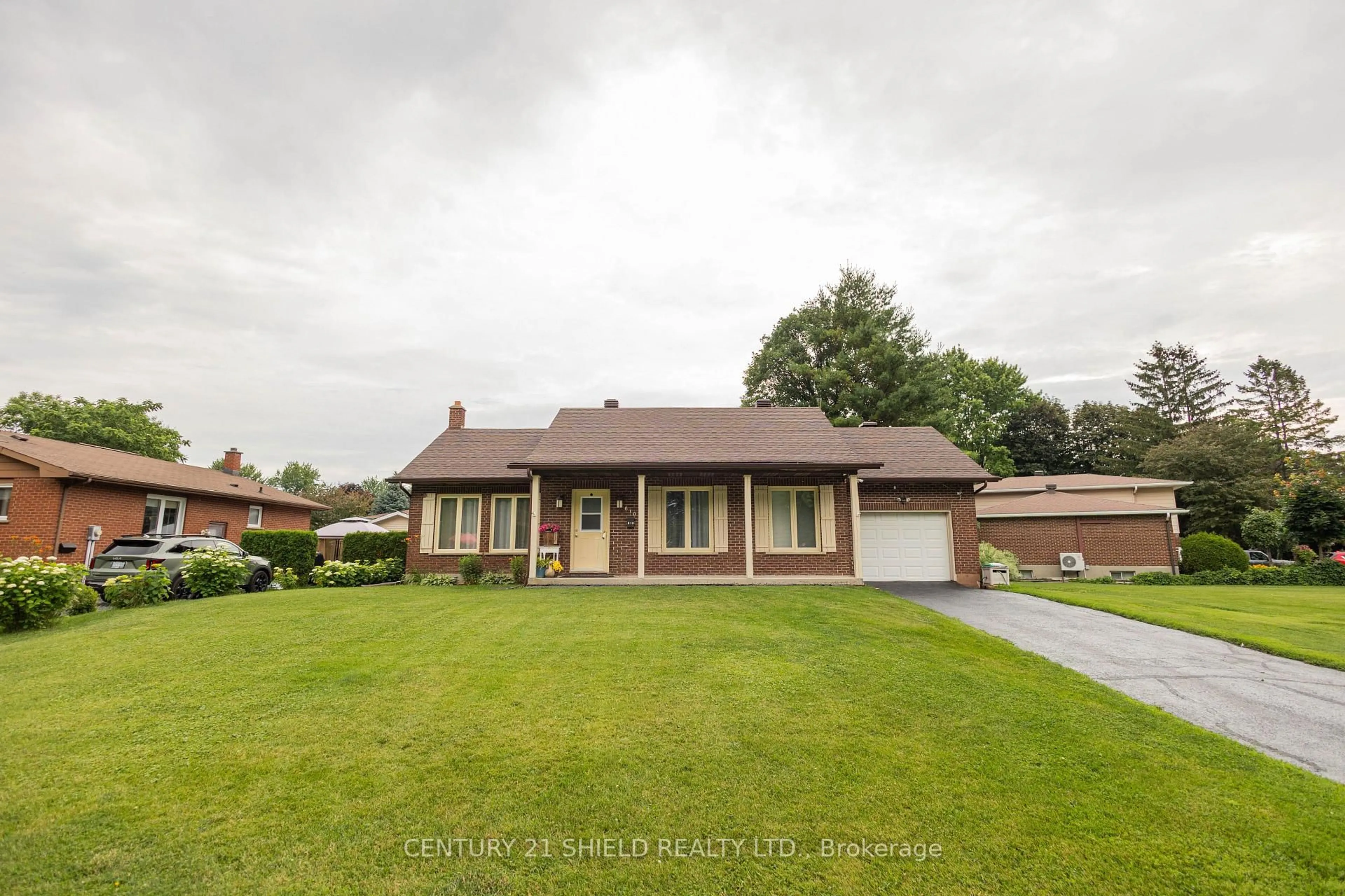 Unknown for 610 Dundas Cres, Cornwall Ontario K6H 6H8