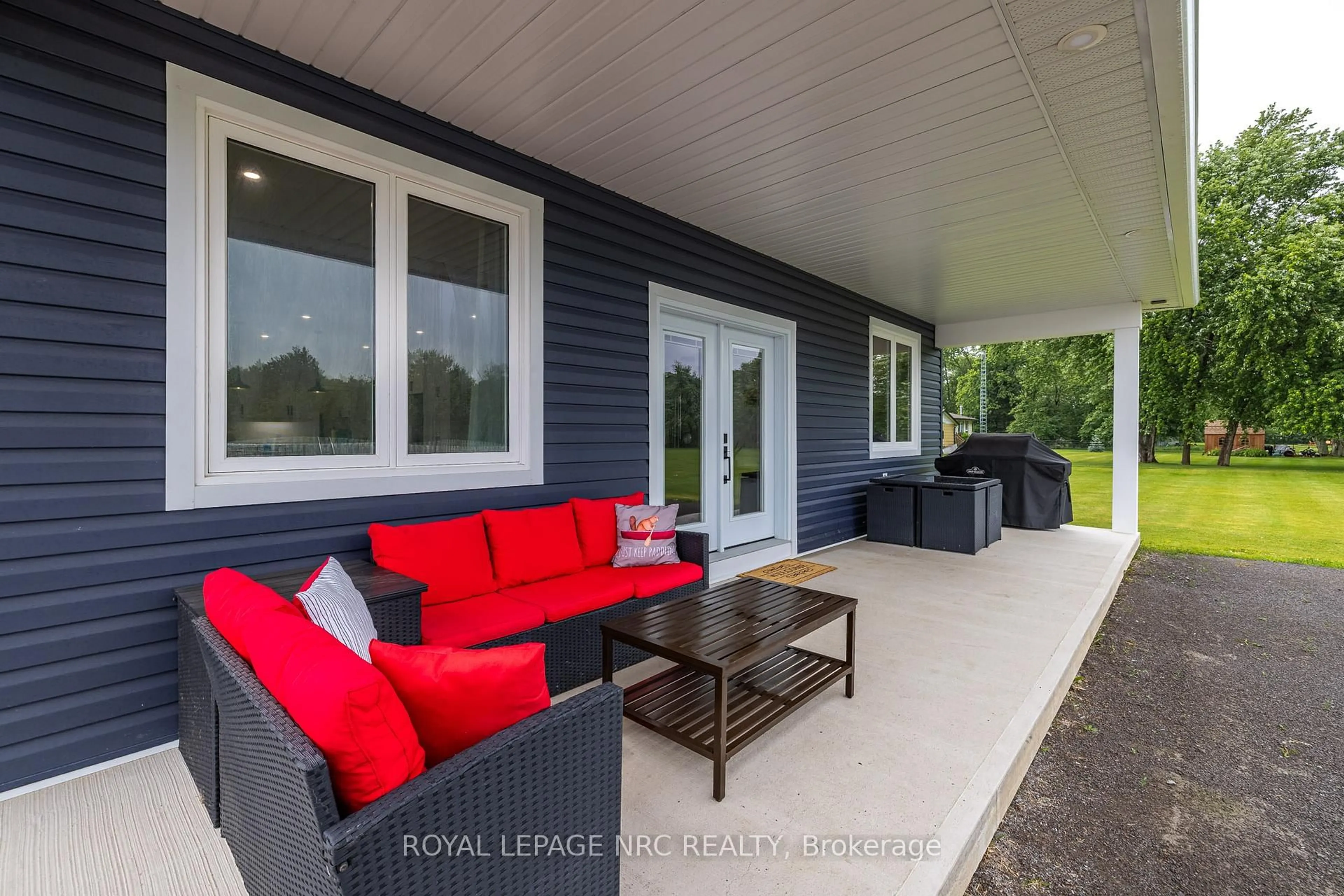 Patio, water/lake/river/ocean view for 40634 FORKS Rd, Wainfleet Ontario L0S 1V0