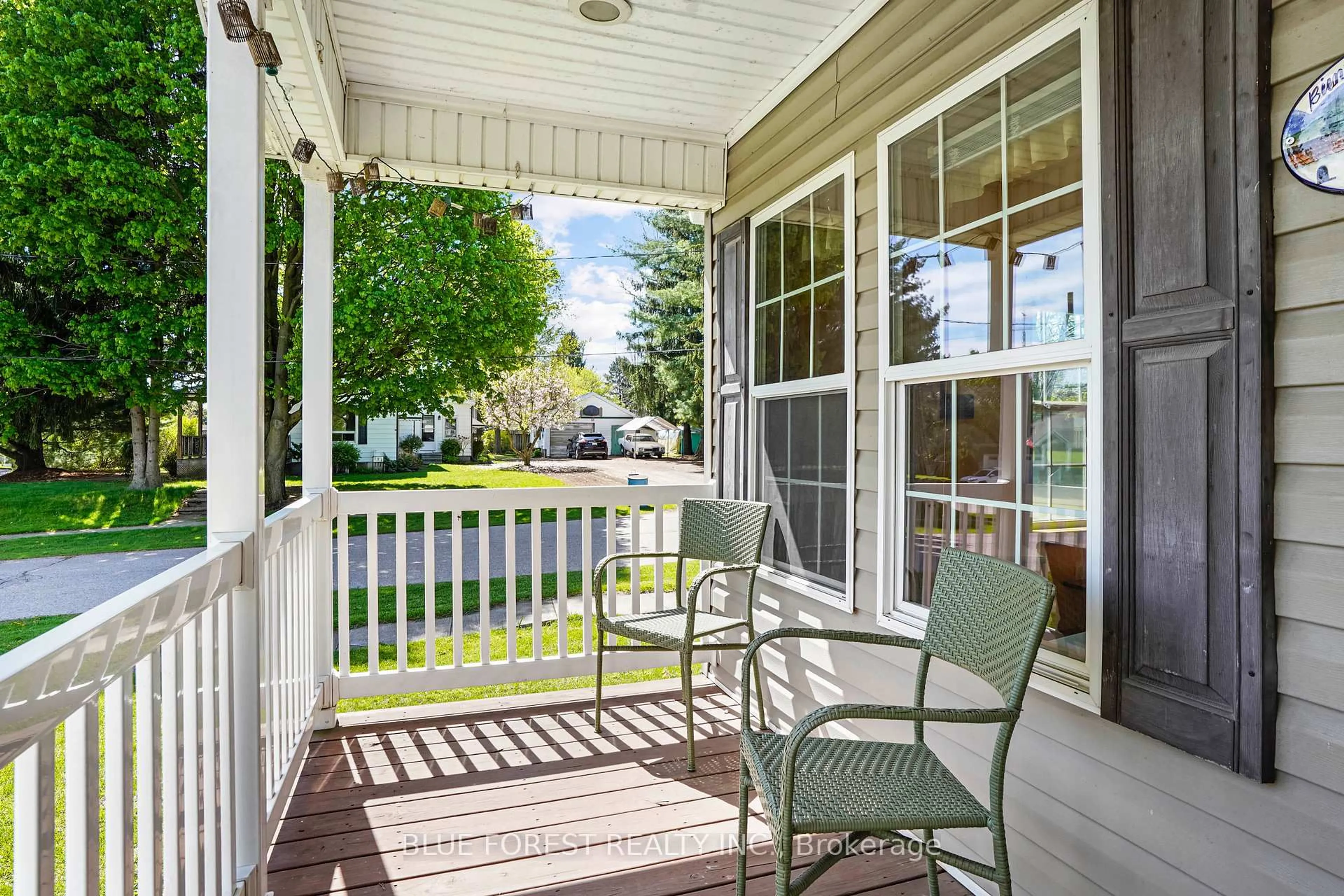 Patio, street for 173 Harper St, West Elgin Ontario N0L 2C0