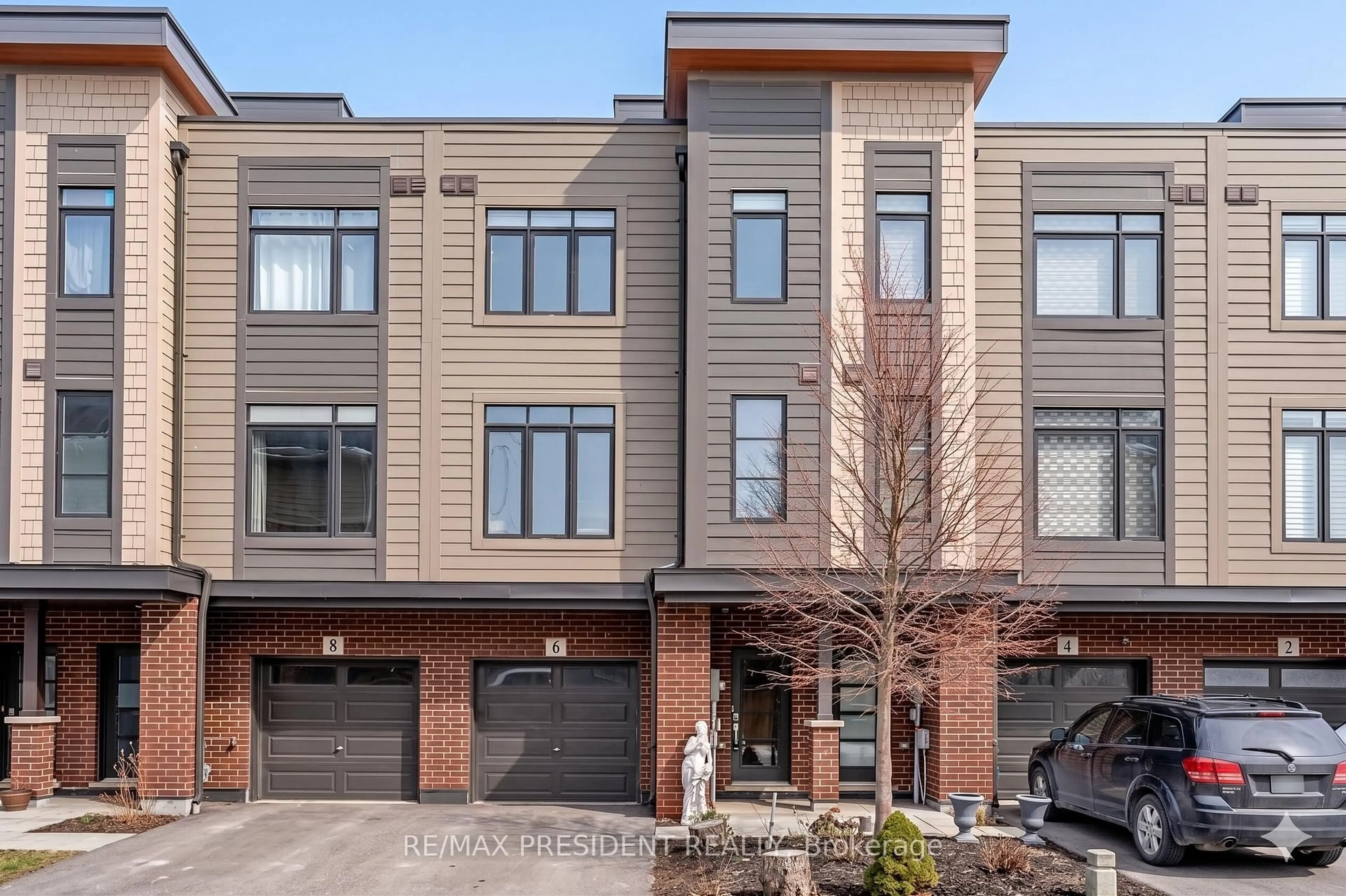Home with brick exterior material, street for 6 Waterview Lane, Grimsby Ontario L3M 0H2