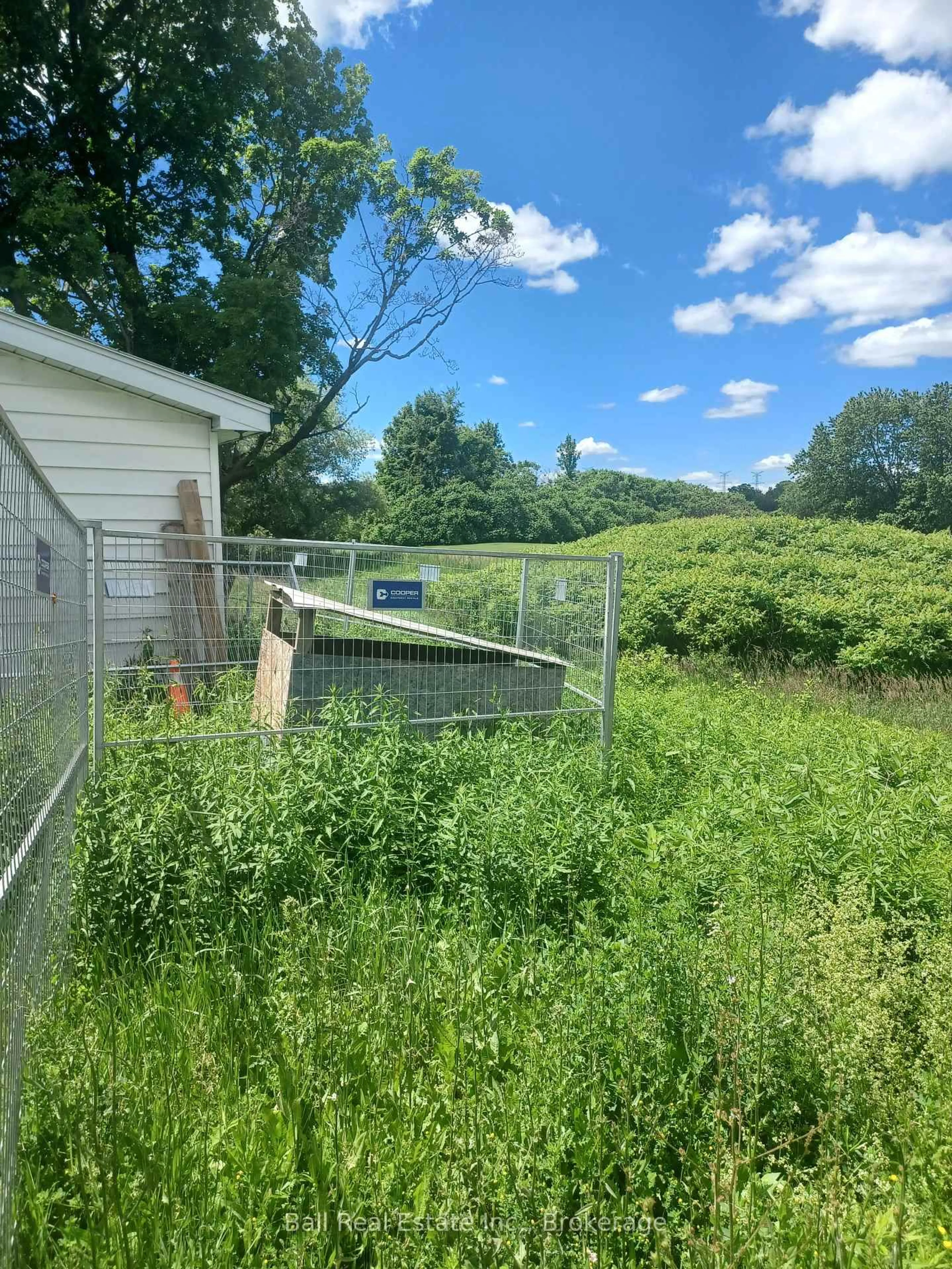 Shed for 1974 County Road 2 Rd, Port Hope Ontario L1A 3V7