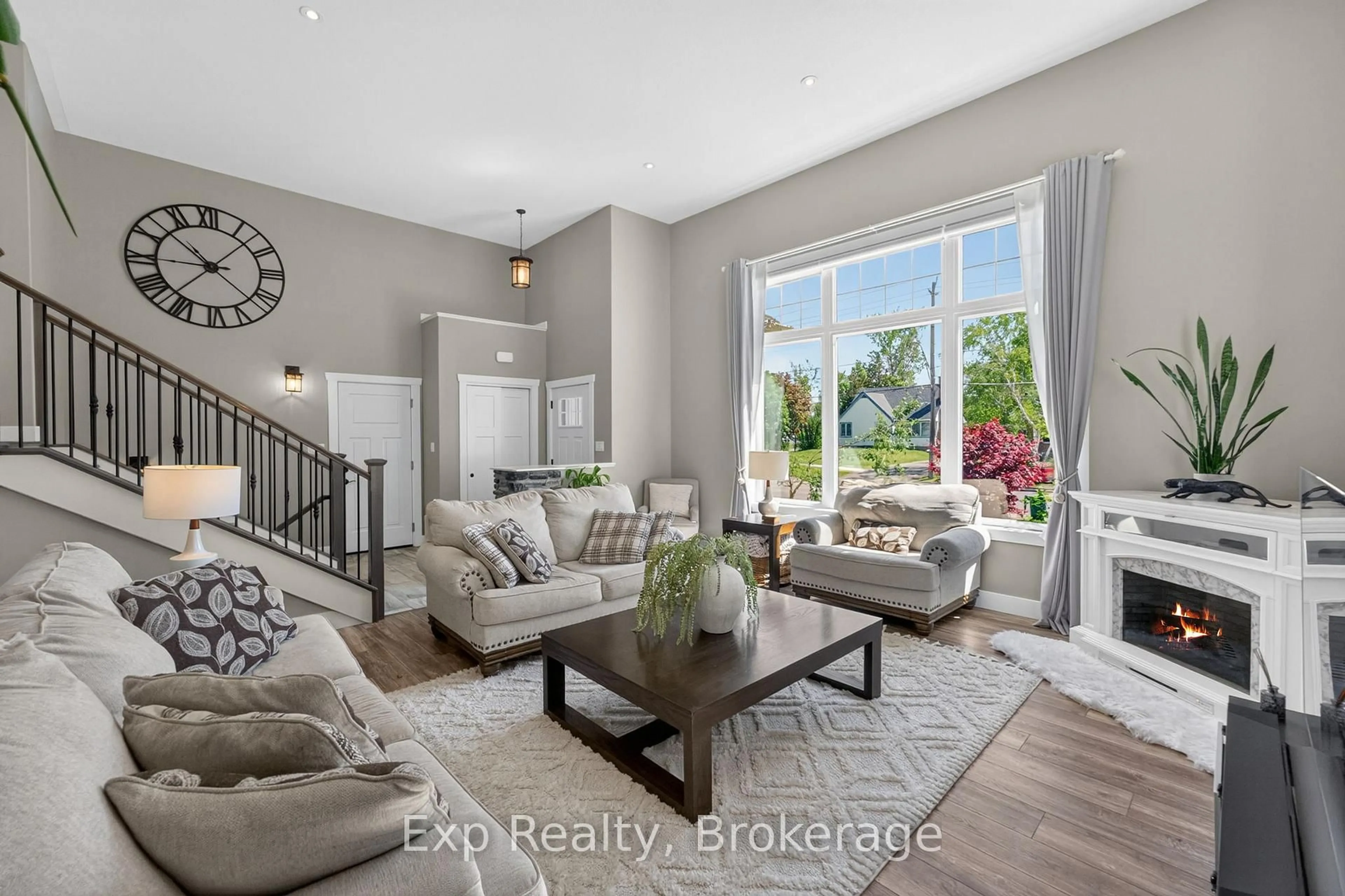 Living room with furniture, unknown for 564 Sidney St, Belleville Ontario K8P 4A2