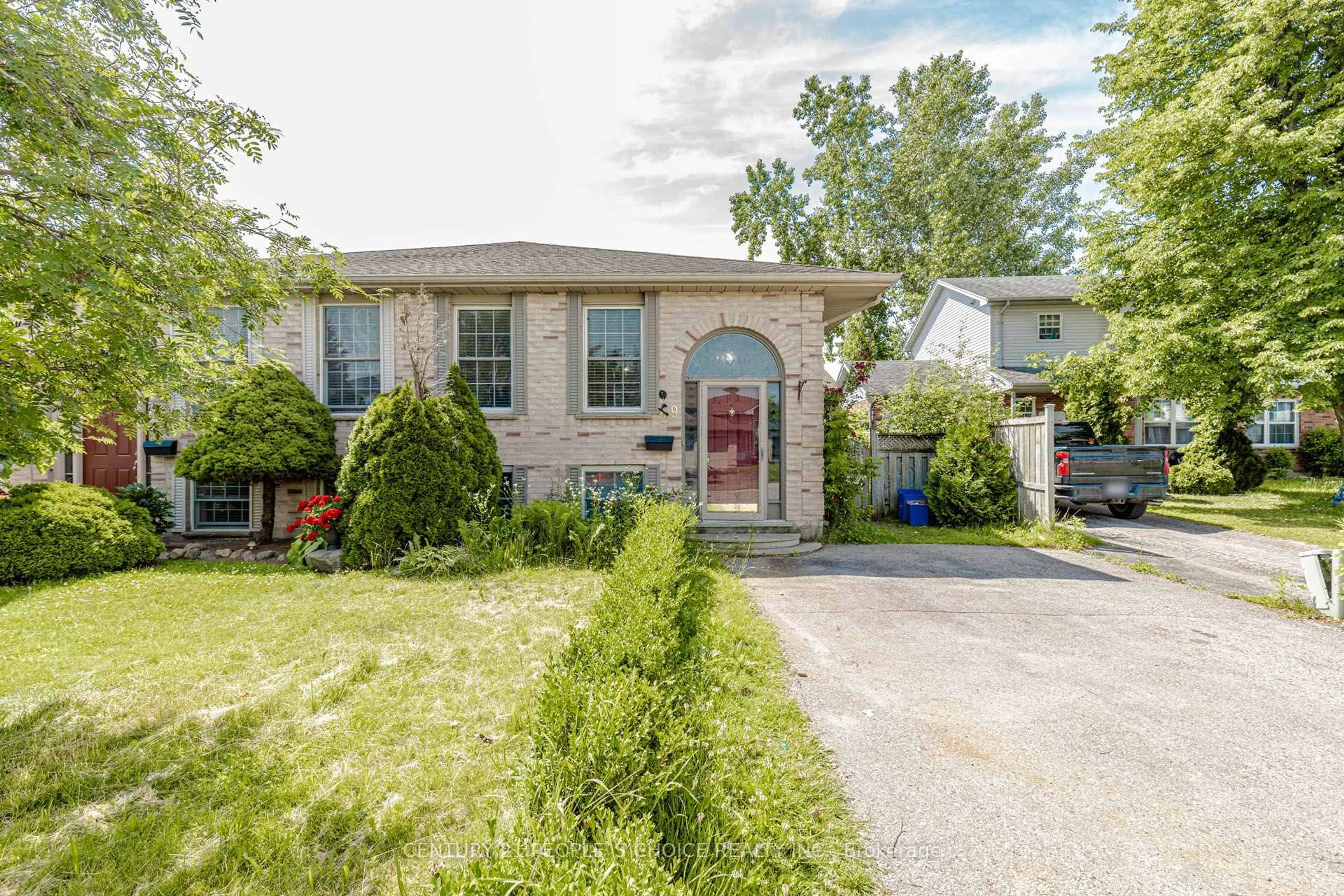 Home with brick exterior material, street for 29 Julia Crt, London East Ontario N5V 4X1