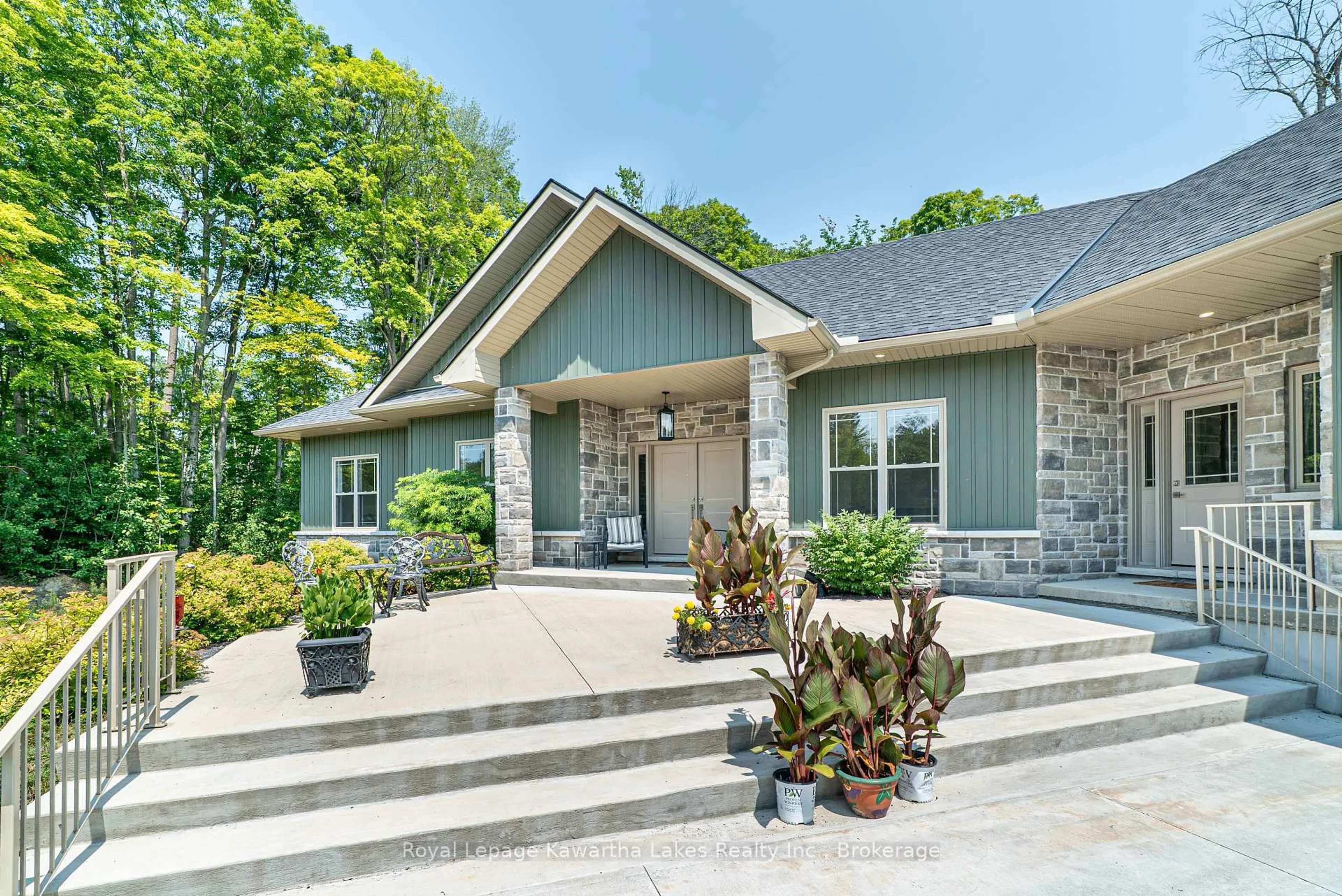 Unknown for 18 New Pierce Dr, Stirling Ontario K0K 3E0