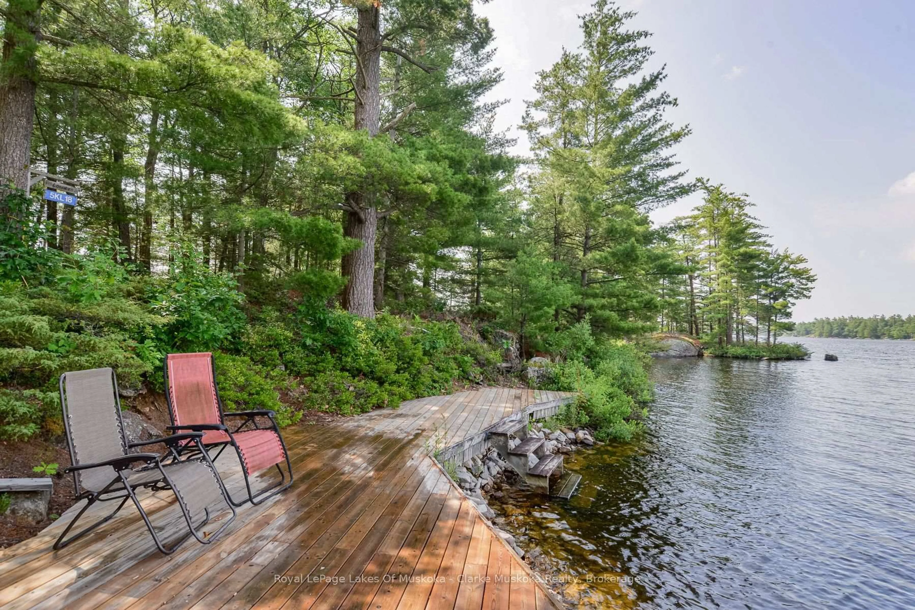 Patio, water/lake/river/ocean view for 18 5KL Island Kahshe Lake, Gravenhurst Ontario P0E 1G0