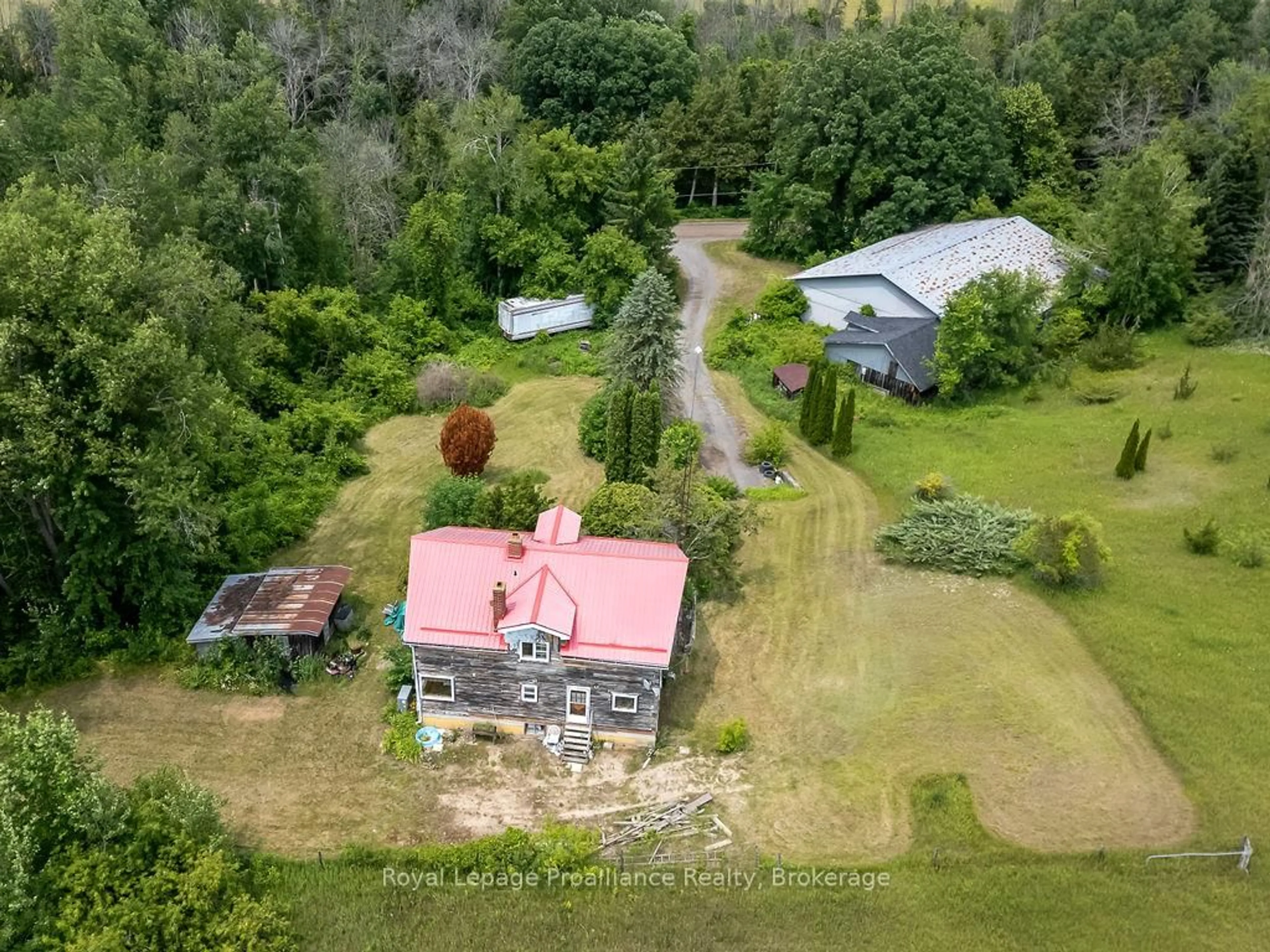 A pic from outside/outdoor area/front of a property/back of a property/a pic from drone, building for 93 McGee Rd, Stirling Ontario K0K 3E0