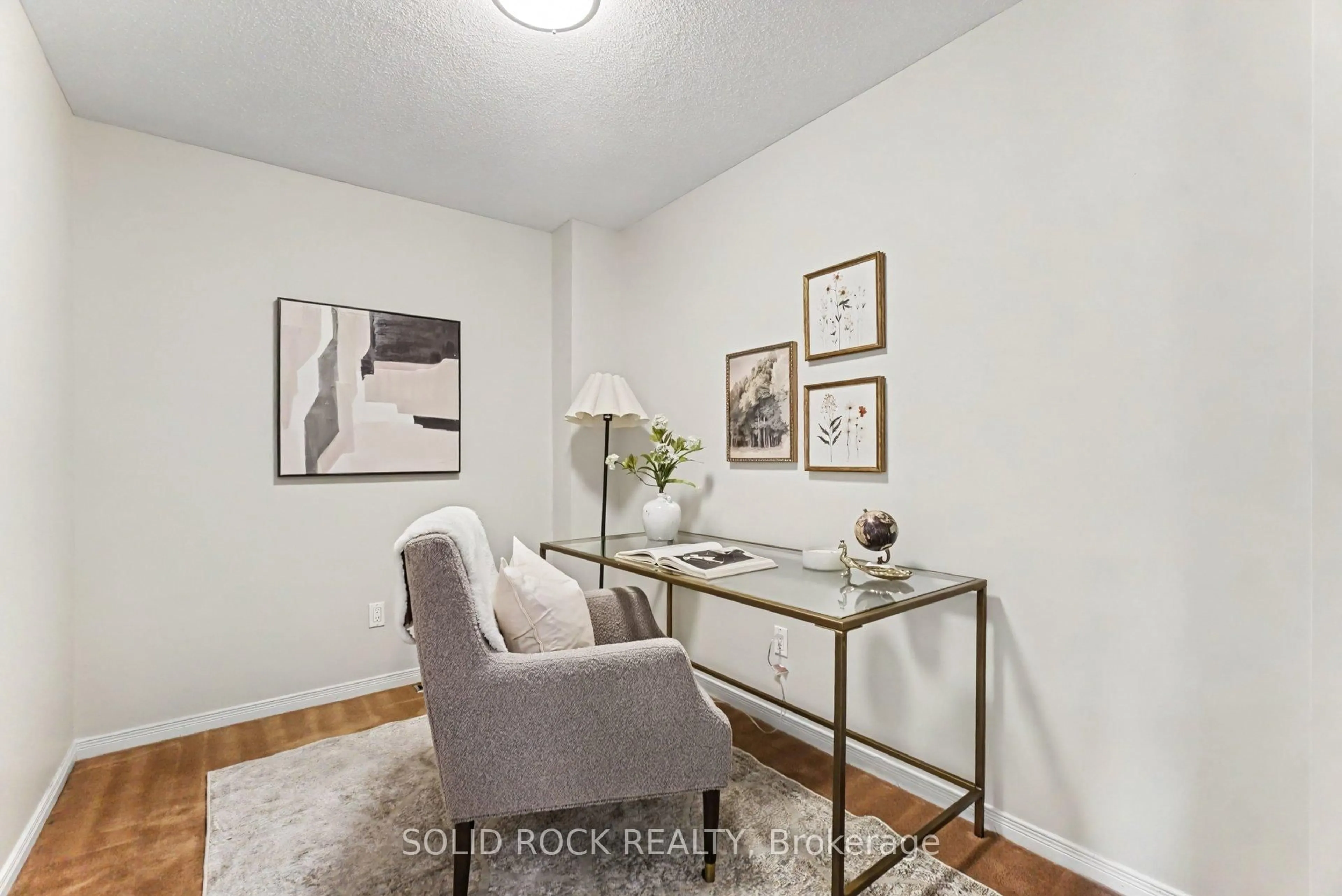 A pic of a room for 369 Citiplace Dr, Ottawa Ontario K2E 0A7