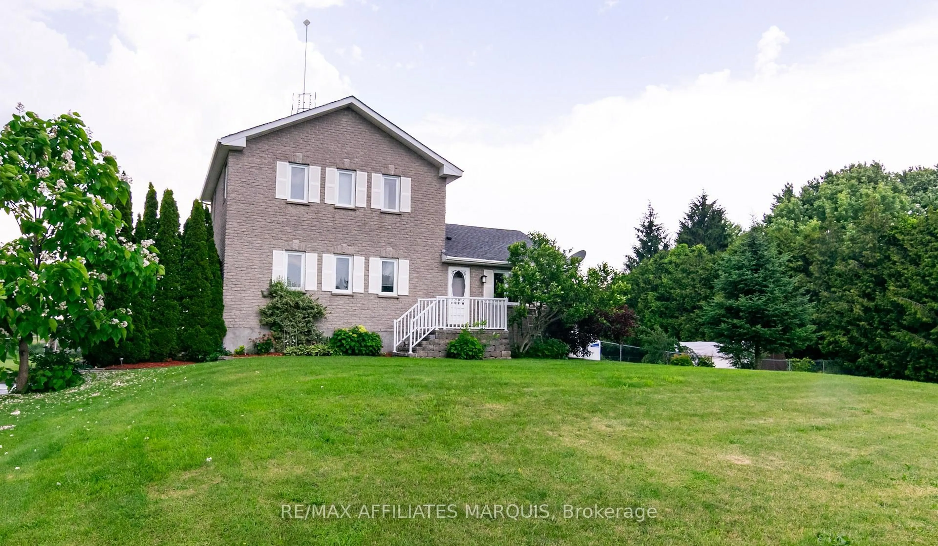 A pic from outside/outdoor area/front of a property/back of a property/a pic from drone, unknown for 428 Johnston Rd, Athens Ontario K0G 1R0