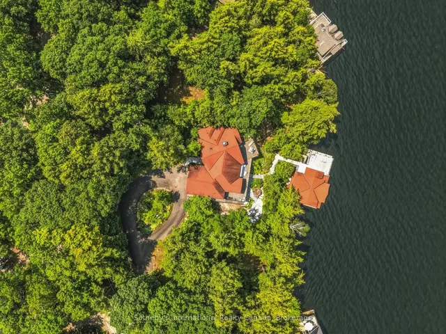 1181 Ashforth Dr, Muskoka Lakes 2