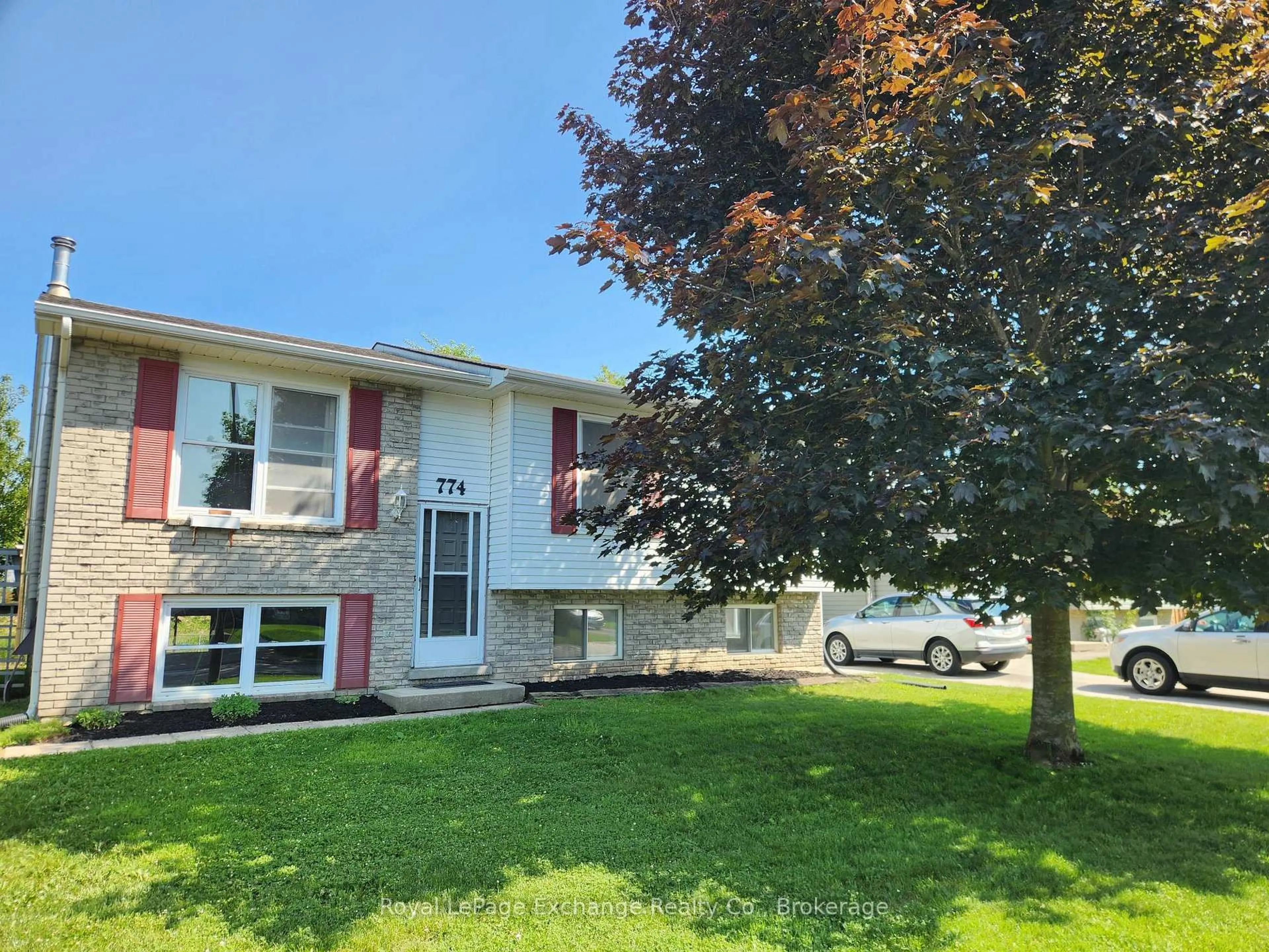 Home with vinyl exterior material, street for 774 Andrew Malcolm Dr, Kincardine Ontario N2Z 1M7