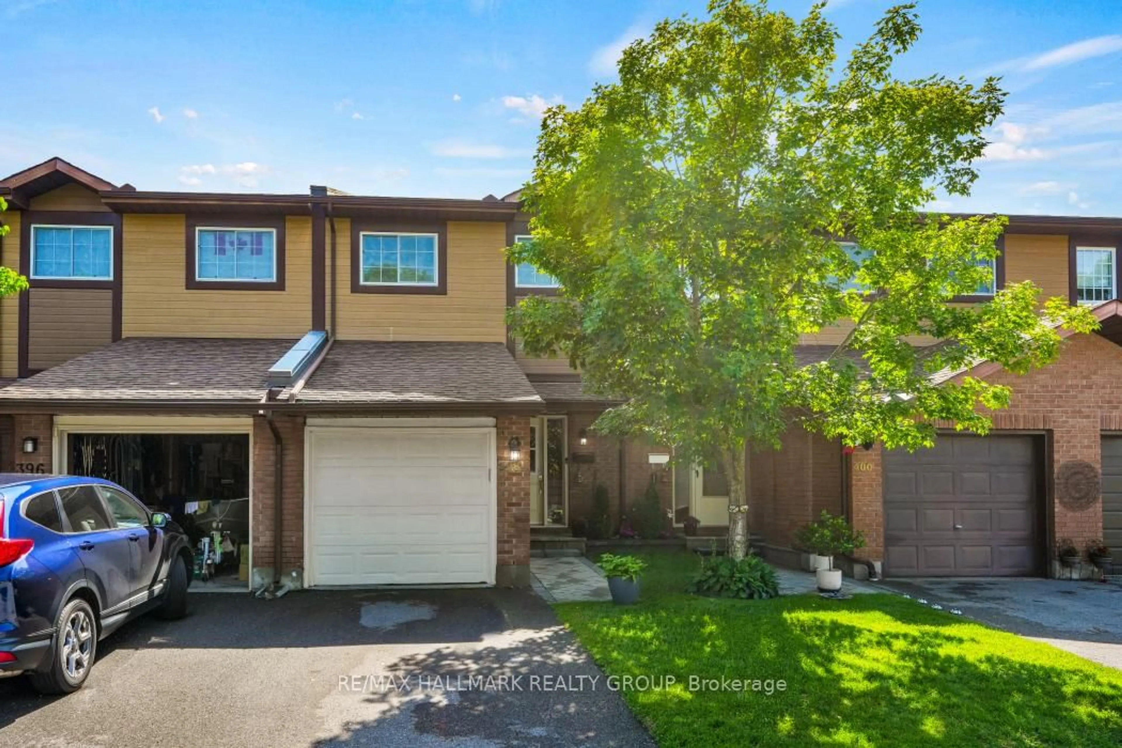Unknown for 398 Verdon Private, Ottawa Ontario K1T 3A4