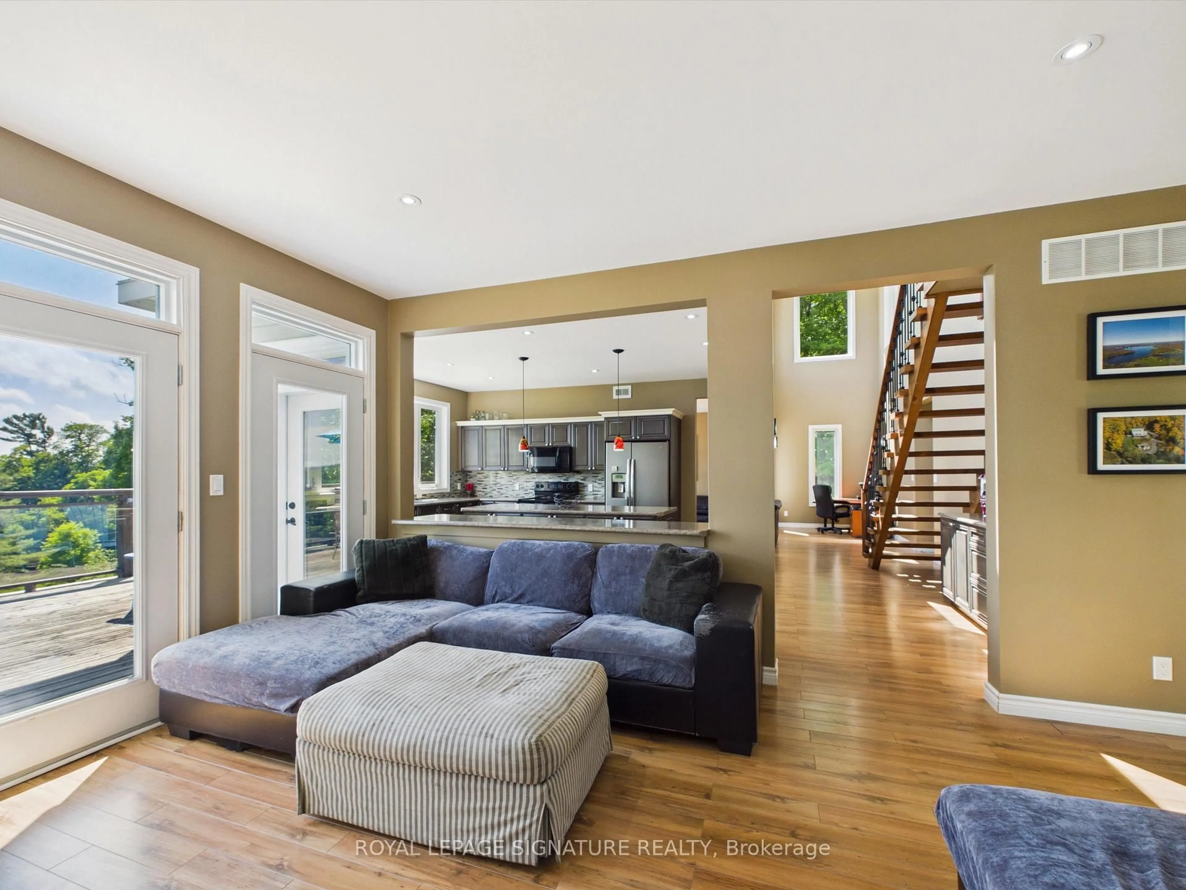 Unknown for 180 Allison's Point Rd, Huntsville Ontario P1H 1B5
