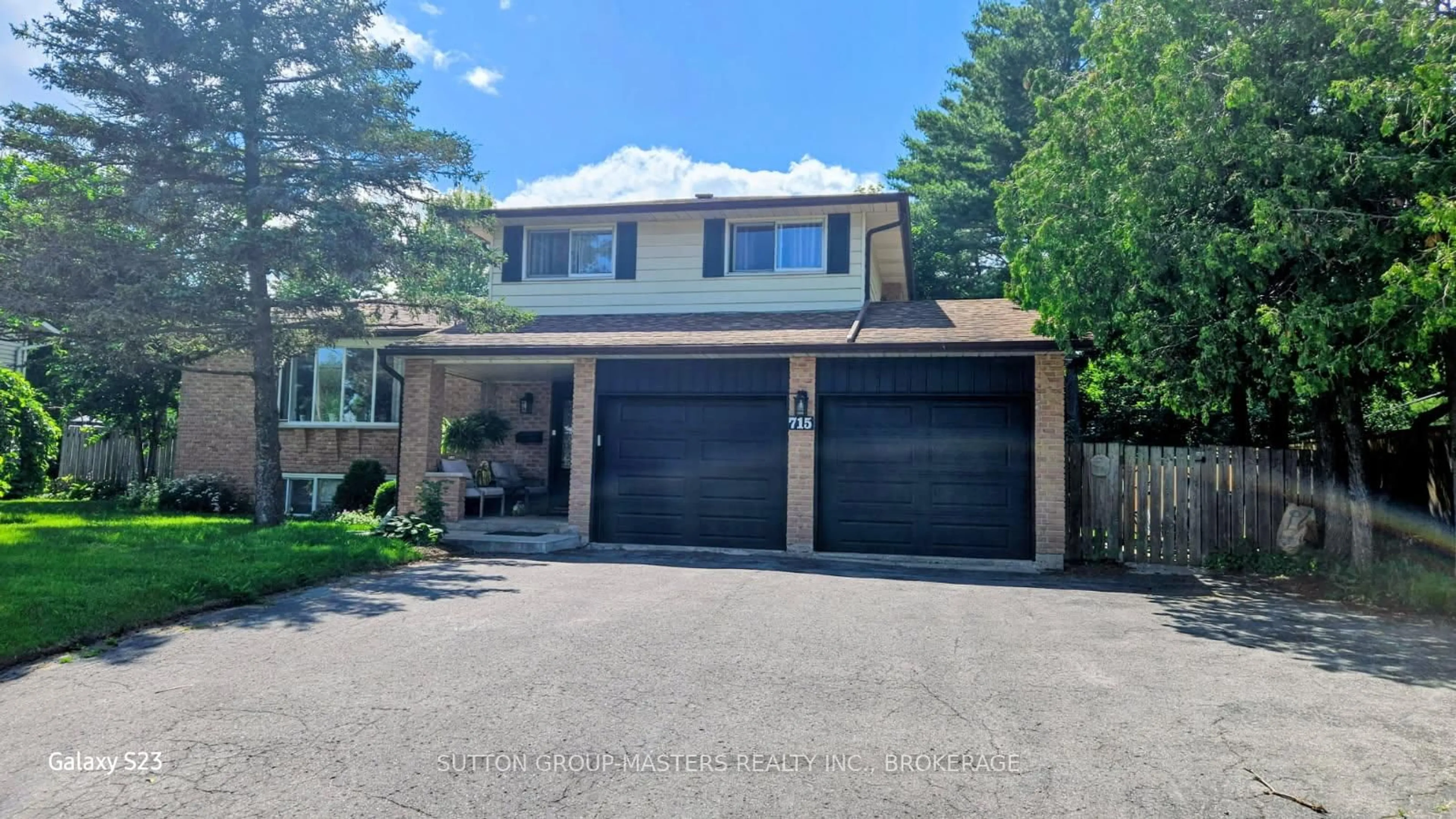 Unknown for 715 Collins Bay Rd, Kingston Ontario K7M 5H1