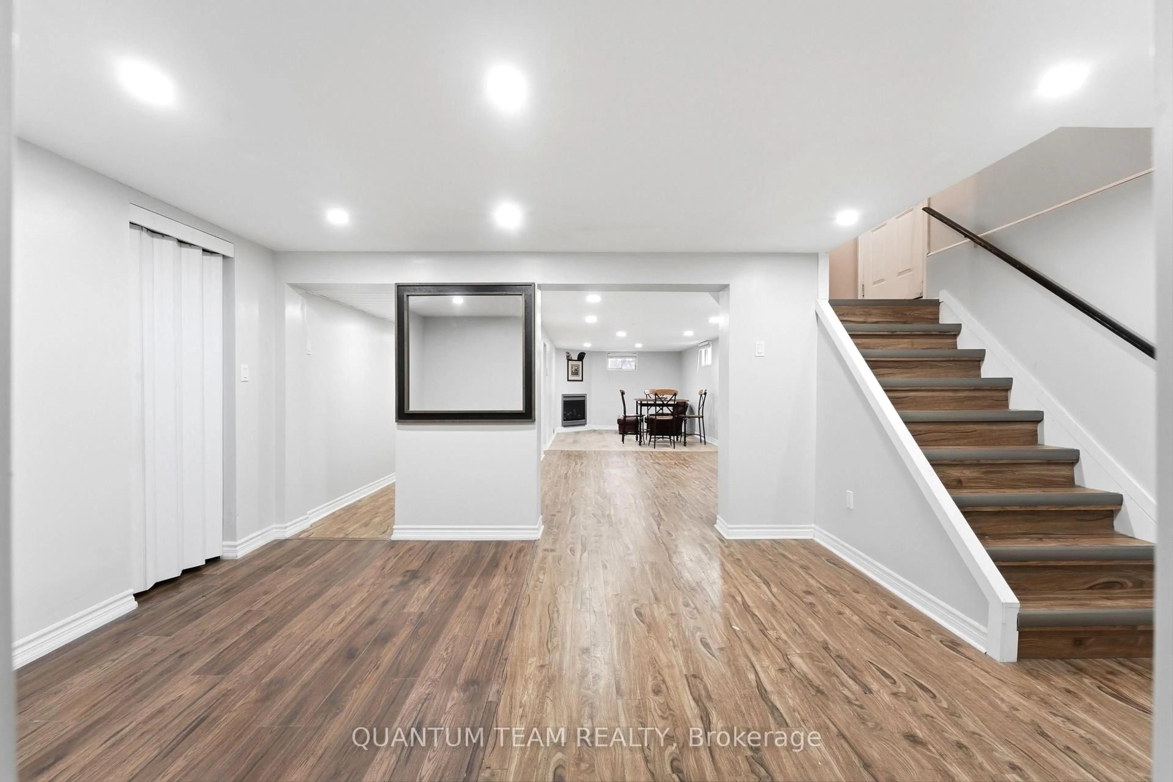 Unknown for 4975 HOMEWOOD Ave, Niagara Falls Ontario L2E 4Y5