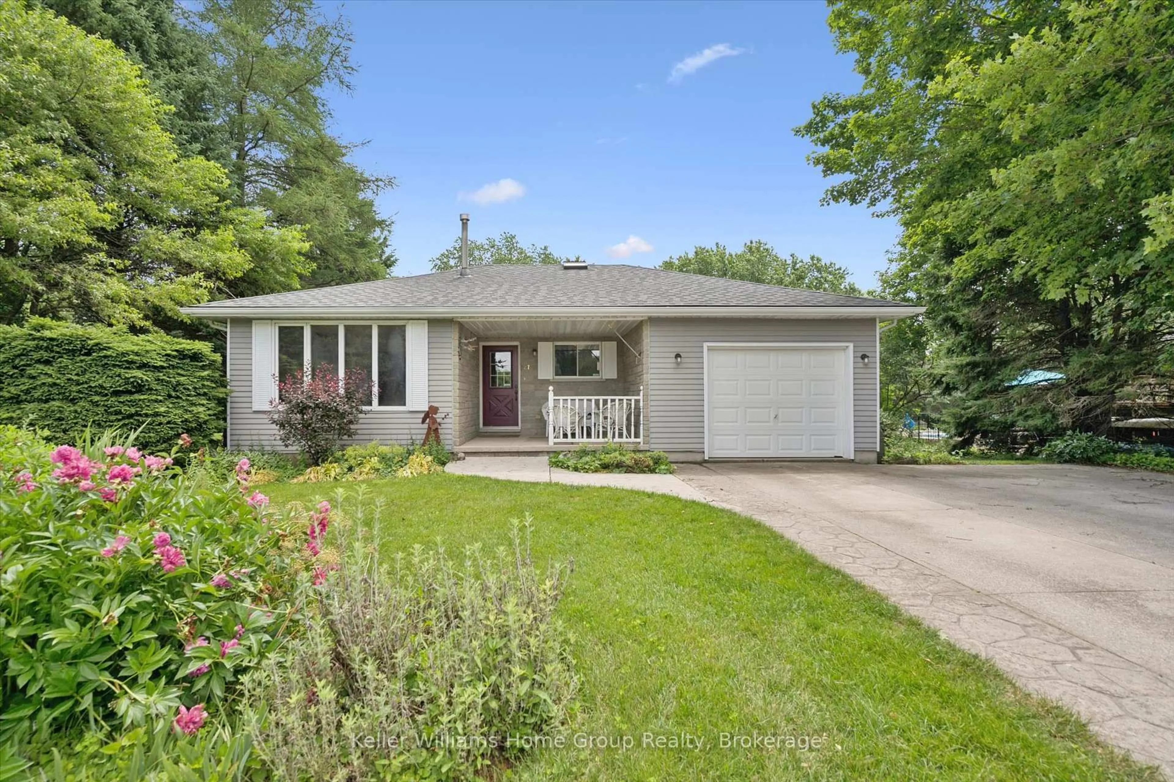 Home with vinyl exterior material, street for 27 Atchison Lane, Centre Wellington Ontario N1M 3L1