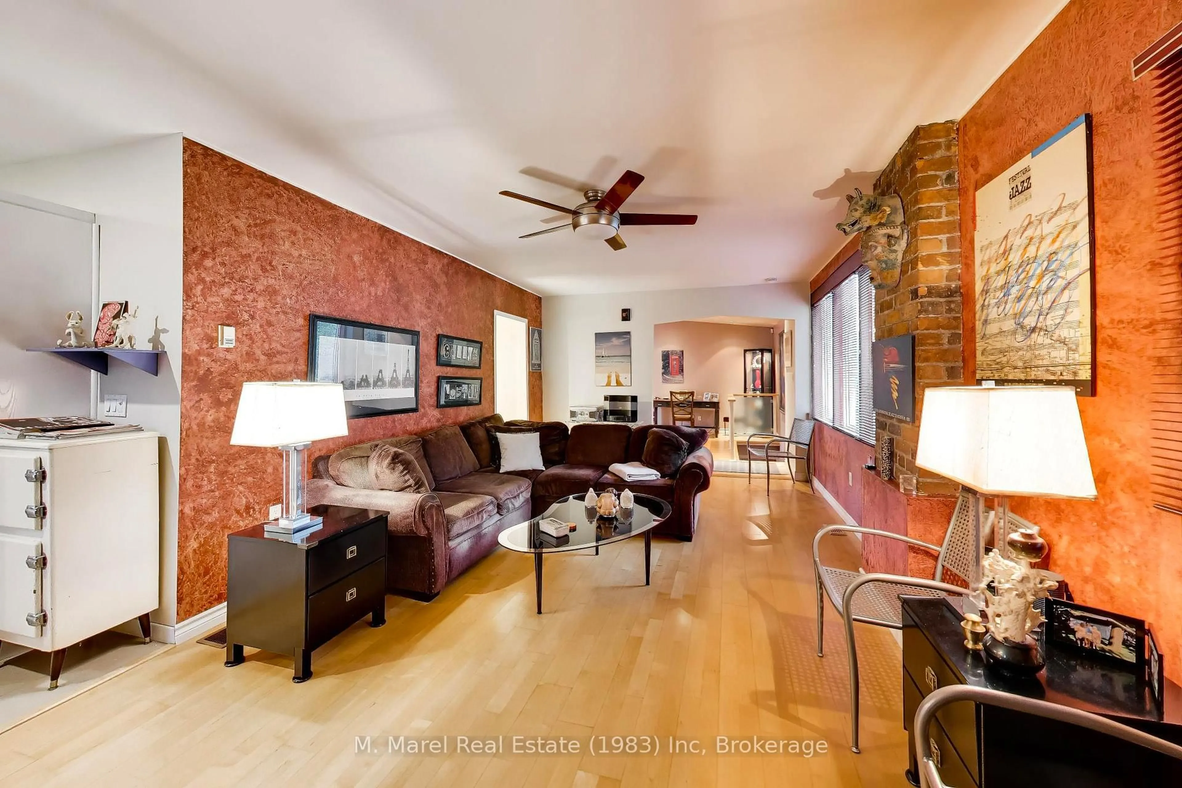 Living room with furniture, unknown for 196 Grant Ave, Hamilton Ontario L8N 2Y2
