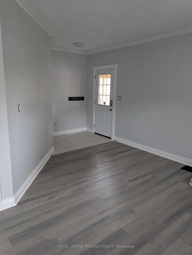 256 EDINBURGH St, London North 4