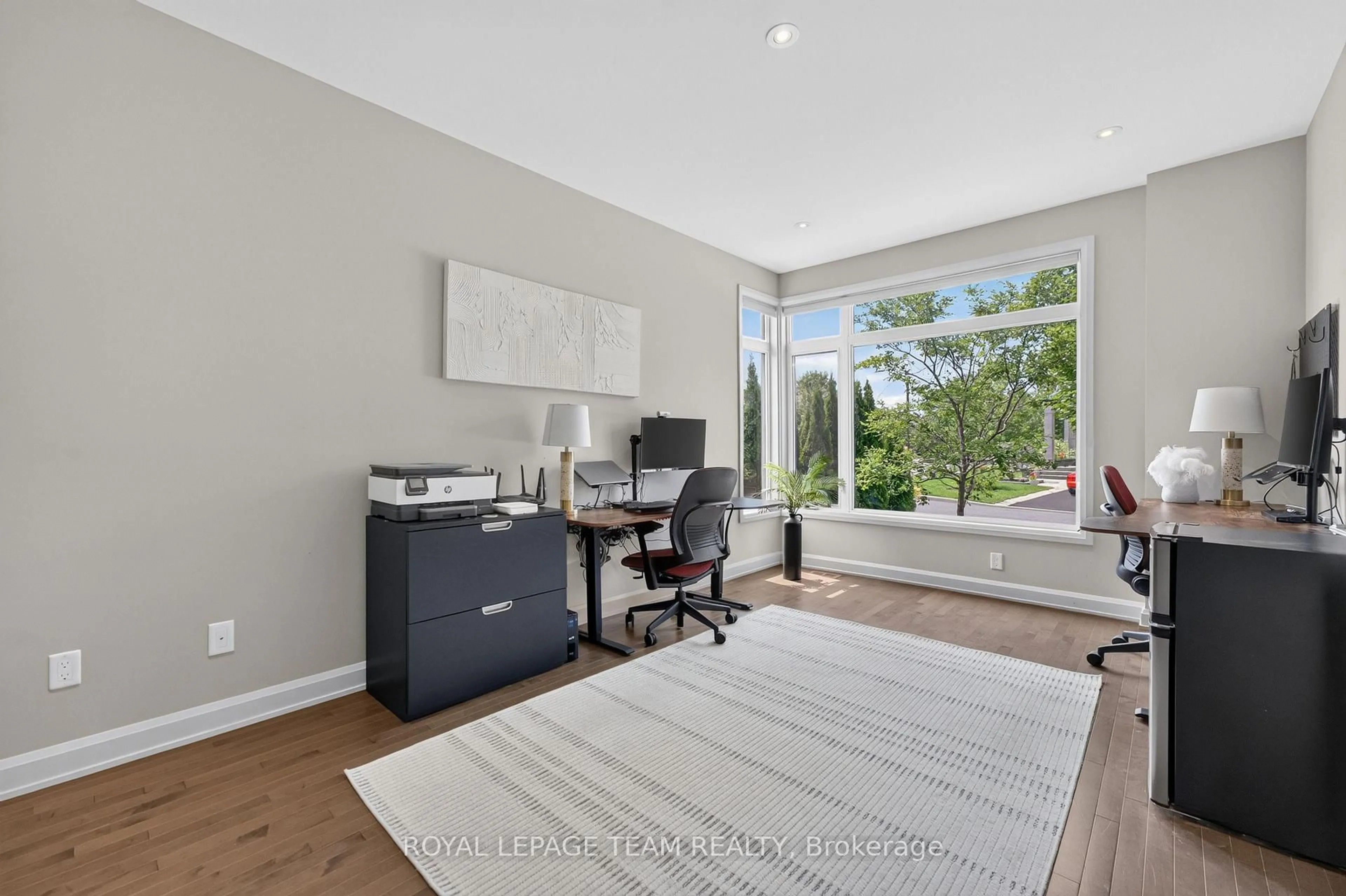 A pic of a room for 252 Sunnyridge Cres, Ottawa Ontario K2M 0H3